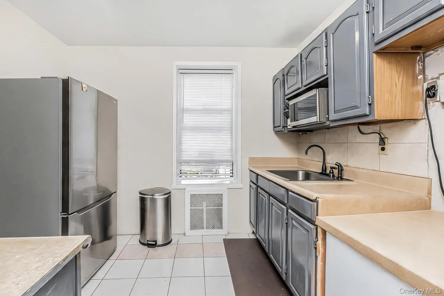 42 Pine Street, Yonkers, NY, 2 Bedrooms Bedrooms, 5 Rooms Rooms,1 BathroomBathrooms,Residential,For Rent,Pine,0,978216 42 Pine Street, Yonkers, NY, 2 Bedrooms Bedrooms, 5 Rooms Rooms,1 BathroomBathrooms,Residential,For Rent,Pine,0,978216