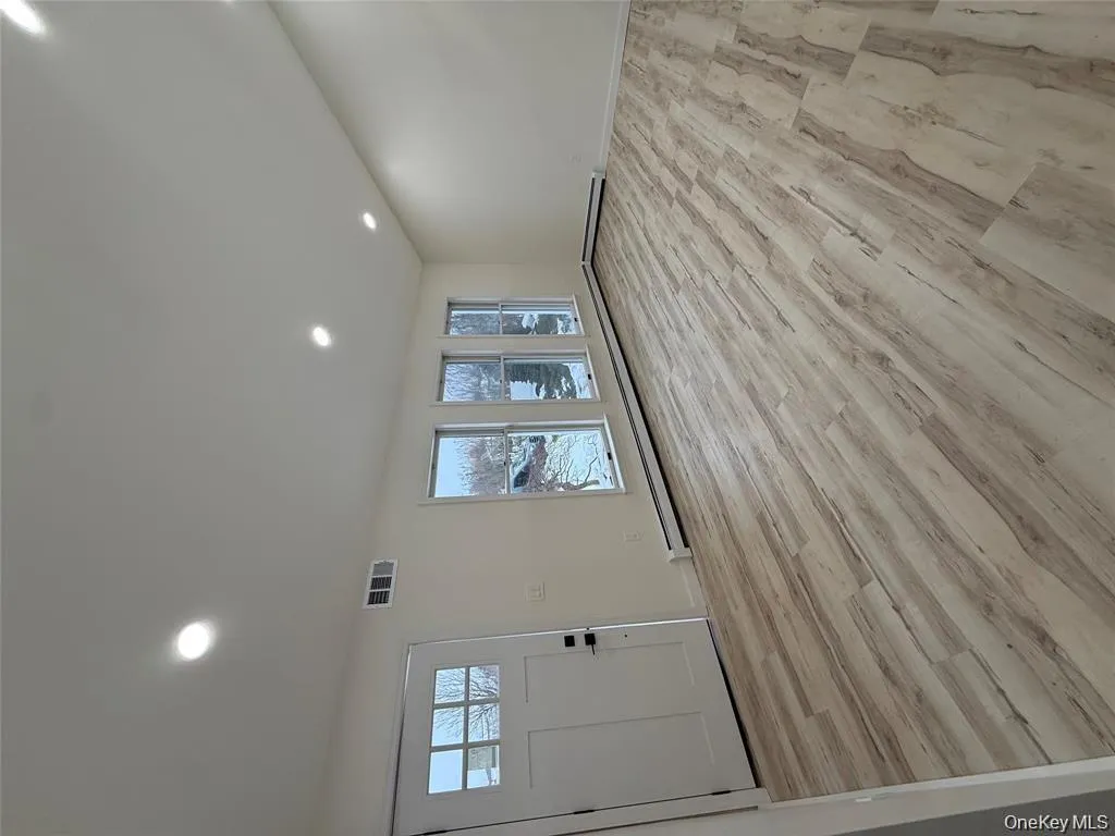 24 Kimberly Court, Riverhead, NY, 4 Bedrooms Bedrooms, 7 Rooms Rooms,3 BathroomsBathrooms,Residential Lease,For Rent,Kimberly,0,978222 24 Kimberly Court, Riverhead, NY, 4 Bedrooms Bedrooms, 7 Rooms Rooms,3 BathroomsBathrooms,Residential Lease,For Rent,Kimberly,0,978222