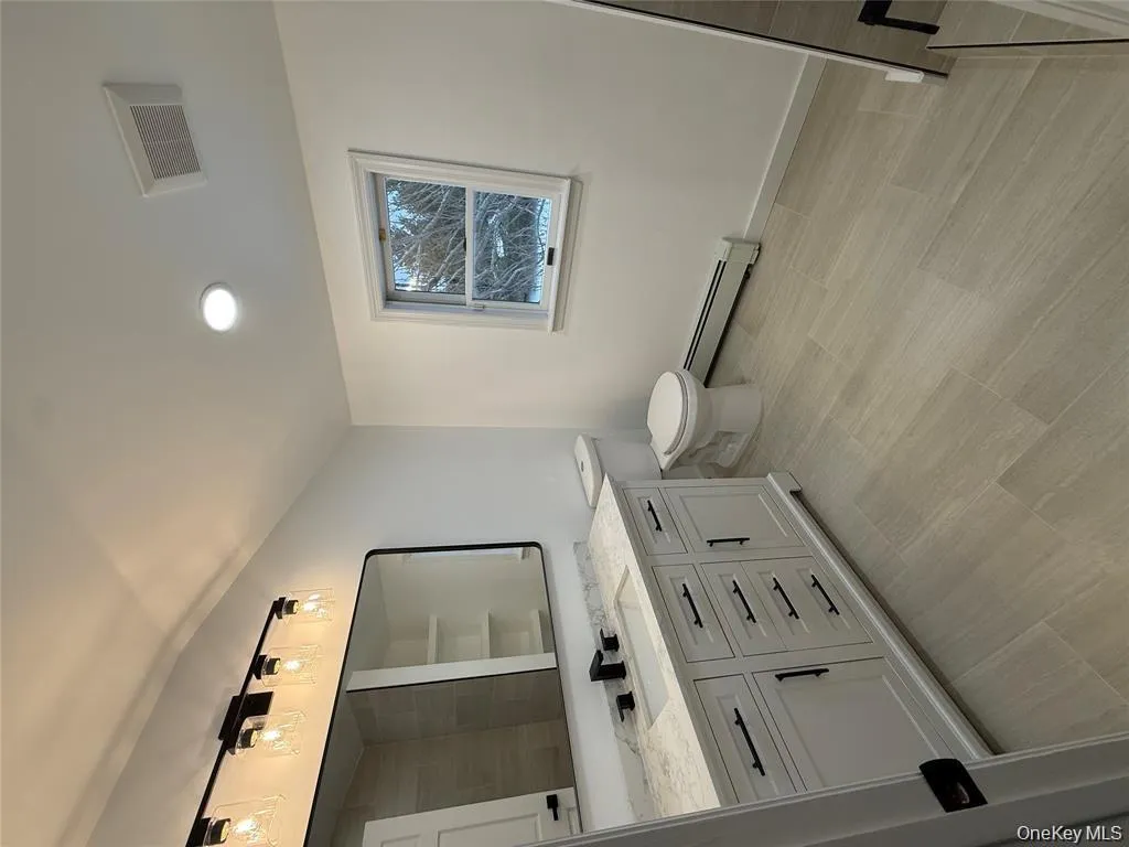 24 Kimberly Court, Riverhead, NY, 4 Bedrooms Bedrooms, 7 Rooms Rooms,3 BathroomsBathrooms,Residential Lease,For Rent,Kimberly,0,978222 24 Kimberly Court, Riverhead, NY, 4 Bedrooms Bedrooms, 7 Rooms Rooms,3 BathroomsBathrooms,Residential Lease,For Rent,Kimberly,0,978222