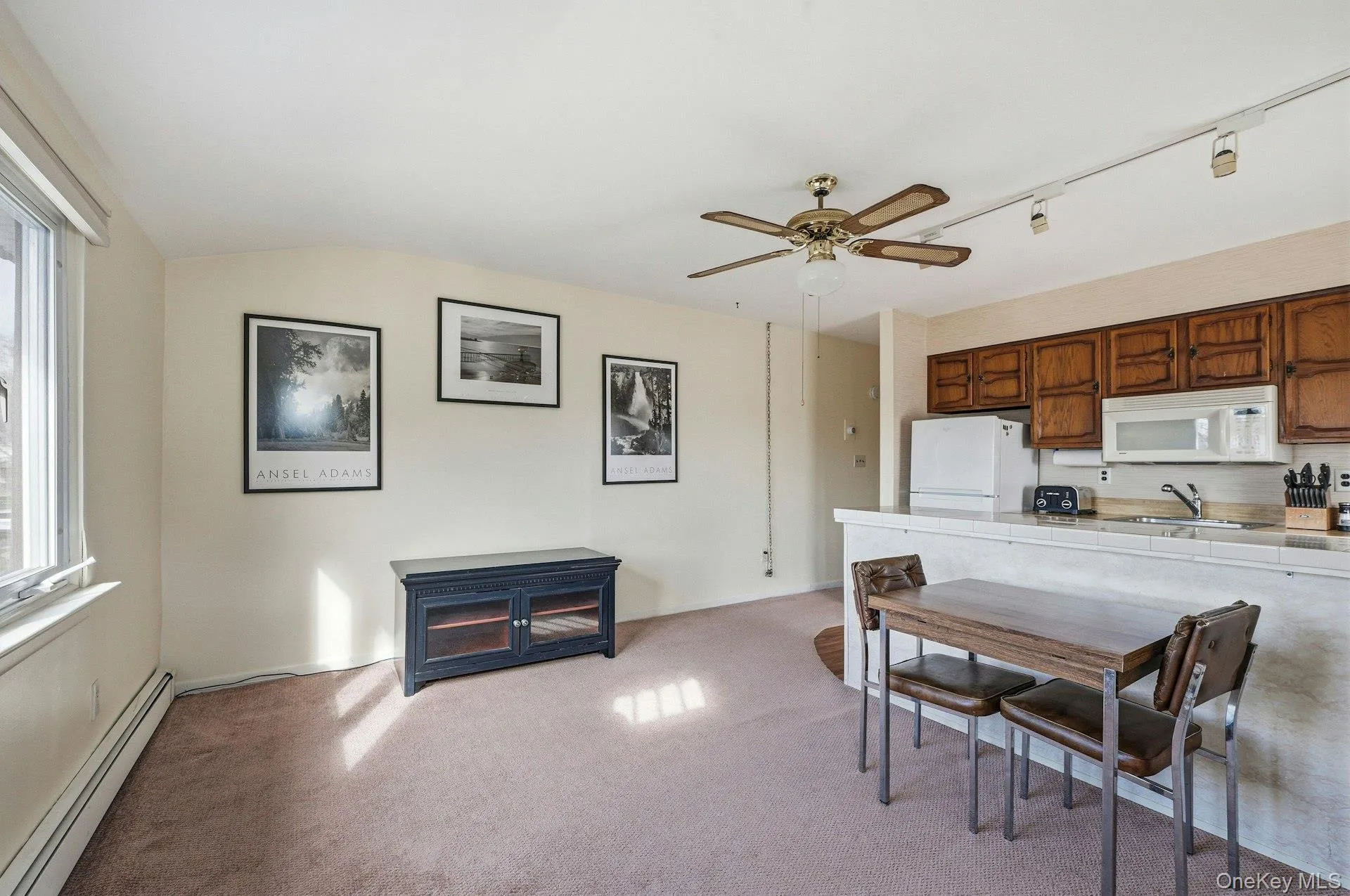 10 Leanore Drive, Oyster Bay, NY, 1 Bedroom Bedrooms, 3 Rooms Rooms,1 BathroomBathrooms,Residential Lease,For Rent,Leanore,0,978236 10 Leanore Drive, Oyster Bay, NY, 1 Bedroom Bedrooms, 3 Rooms Rooms,1 BathroomBathrooms,Residential Lease,For Rent,Leanore,0,978236