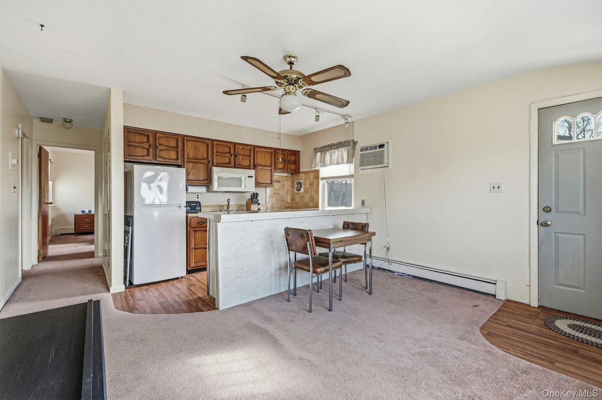 10 Leanore Drive, Oyster Bay, NY, 1 Bedroom Bedrooms, 3 Rooms Rooms,1 BathroomBathrooms,Residential Lease,For Rent,Leanore,0,978236 10 Leanore Drive, Oyster Bay, NY, 1 Bedroom Bedrooms, 3 Rooms Rooms,1 BathroomBathrooms,Residential Lease,For Rent,Leanore,0,978236