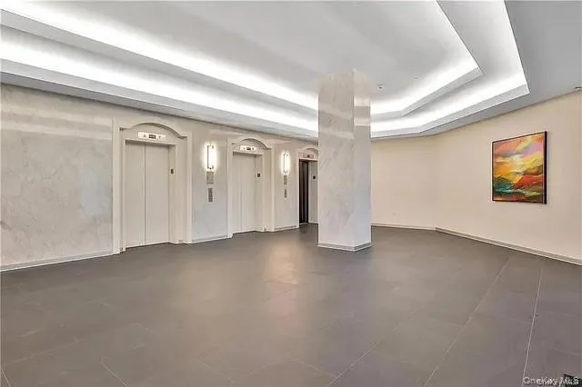 4 Martine Avenue, White Plains, NY, 1 Bedroom Bedrooms, 3 Rooms Rooms,1 BathroomBathrooms,Residential Lease,For Rent,Martine,0,978238 4 Martine Avenue, White Plains, NY, 1 Bedroom Bedrooms, 3 Rooms Rooms,1 BathroomBathrooms,Residential Lease,For Rent,Martine,0,978238