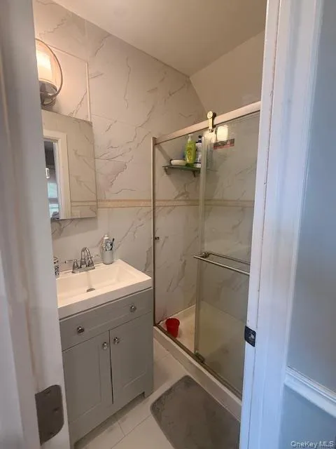 52-30 62nd Street, New York, NY, 4 Bedrooms Bedrooms, 6 Rooms Rooms,2 BathroomsBathrooms,Residential,For Rent,62nd,0,978254 52-30 62nd Street, New York, NY, 4 Bedrooms Bedrooms, 6 Rooms Rooms,2 BathroomsBathrooms,Residential,For Rent,62nd,0,978254