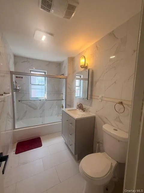 52-30 62nd Street, New York, NY, 4 Bedrooms Bedrooms, 6 Rooms Rooms,2 BathroomsBathrooms,Residential,For Rent,62nd,0,978254 52-30 62nd Street, New York, NY, 4 Bedrooms Bedrooms, 6 Rooms Rooms,2 BathroomsBathrooms,Residential,For Rent,62nd,0,978254