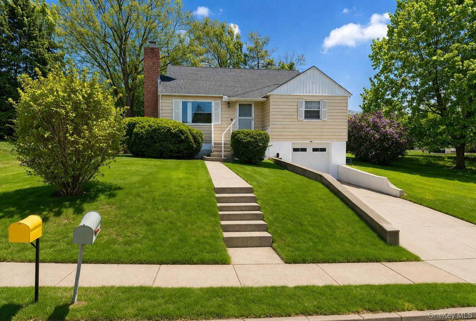 19 Lawrence Avenue, Thompson, NY, 4 Bedrooms Bedrooms, 7 Rooms Rooms,1 BathroomBathrooms,Residential Lease,For Rent,Lawrence,0,978258 19 Lawrence Avenue, Thompson, NY, 4 Bedrooms Bedrooms, 7 Rooms Rooms,1 BathroomBathrooms,Residential Lease,For Rent,Lawrence,0,978258