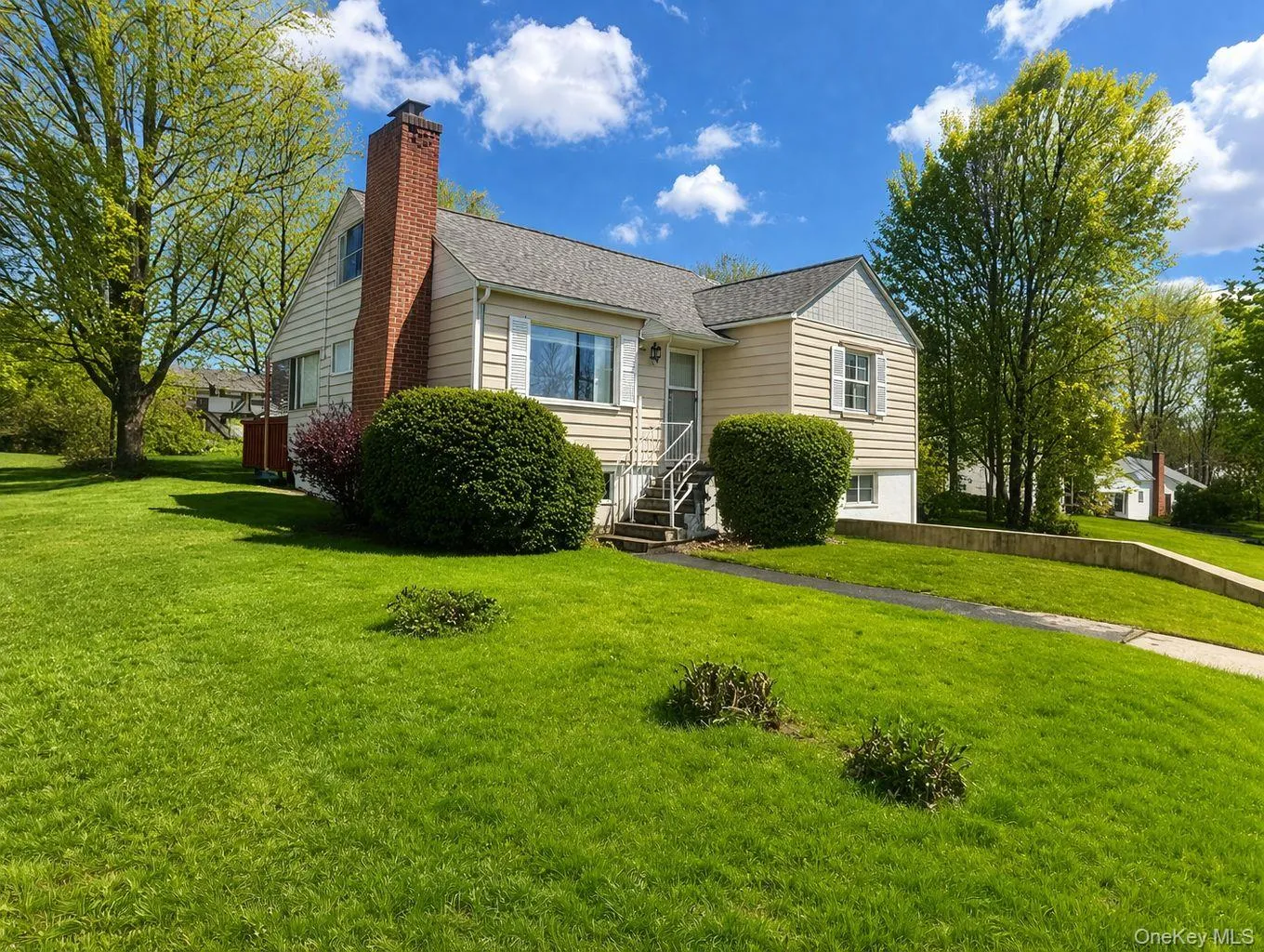 19 Lawrence Avenue, Thompson, NY, 4 Bedrooms Bedrooms, 7 Rooms Rooms,1 BathroomBathrooms,Residential Lease,For Rent,Lawrence,0,978258 19 Lawrence Avenue, Thompson, NY, 4 Bedrooms Bedrooms, 7 Rooms Rooms,1 BathroomBathrooms,Residential Lease,For Rent,Lawrence,0,978258