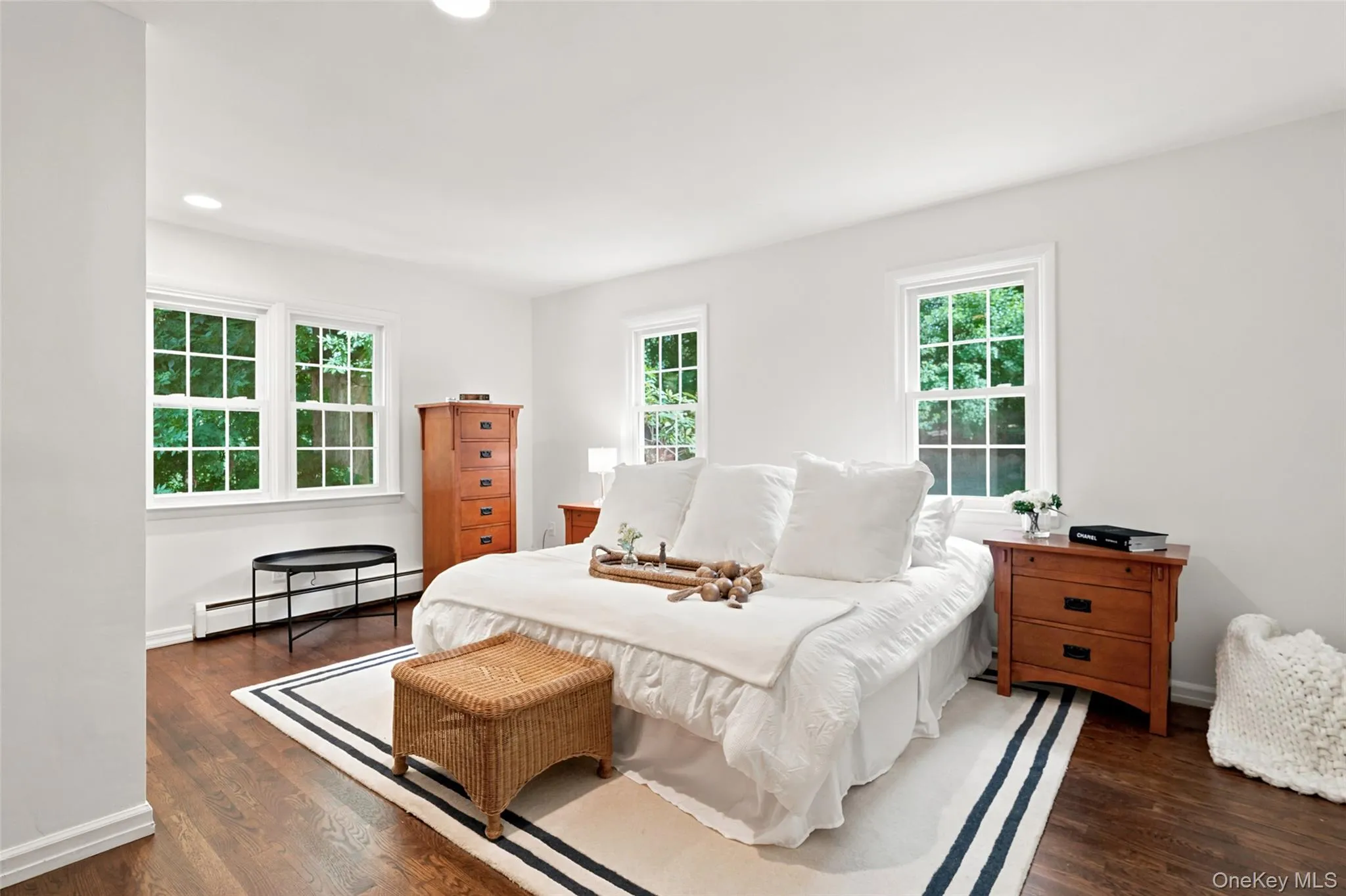 88 Ridgeview Drive, Mount Pleasant, NY, 4 Bedrooms Bedrooms, 8 Rooms Rooms,2 BathroomsBathrooms,Residential,For Rent,Ridgeview,0,KEY978272 88 Ridgeview Drive, Mount Pleasant, NY, 4 Bedrooms Bedrooms, 8 Rooms Rooms,2 BathroomsBathrooms,Residential,For Rent,Ridgeview,0,KEY978272