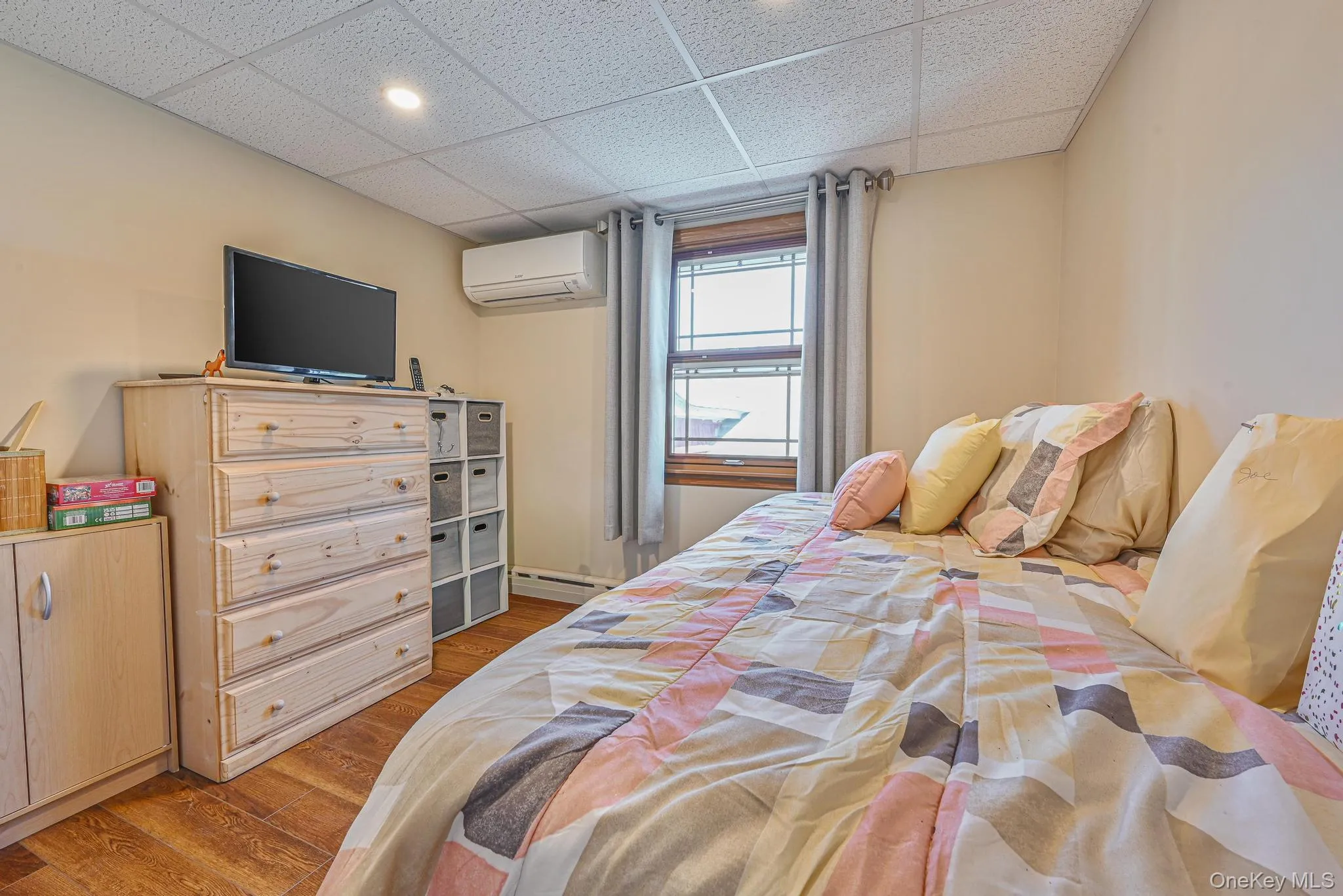 20 18th Road, New York, NY, 3 Bedrooms Bedrooms, 6 Rooms Rooms,1 BathroomBathrooms,Residential,For Rent,18th,0,978277 20 18th Road, New York, NY, 3 Bedrooms Bedrooms, 6 Rooms Rooms,1 BathroomBathrooms,Residential,For Rent,18th,0,978277