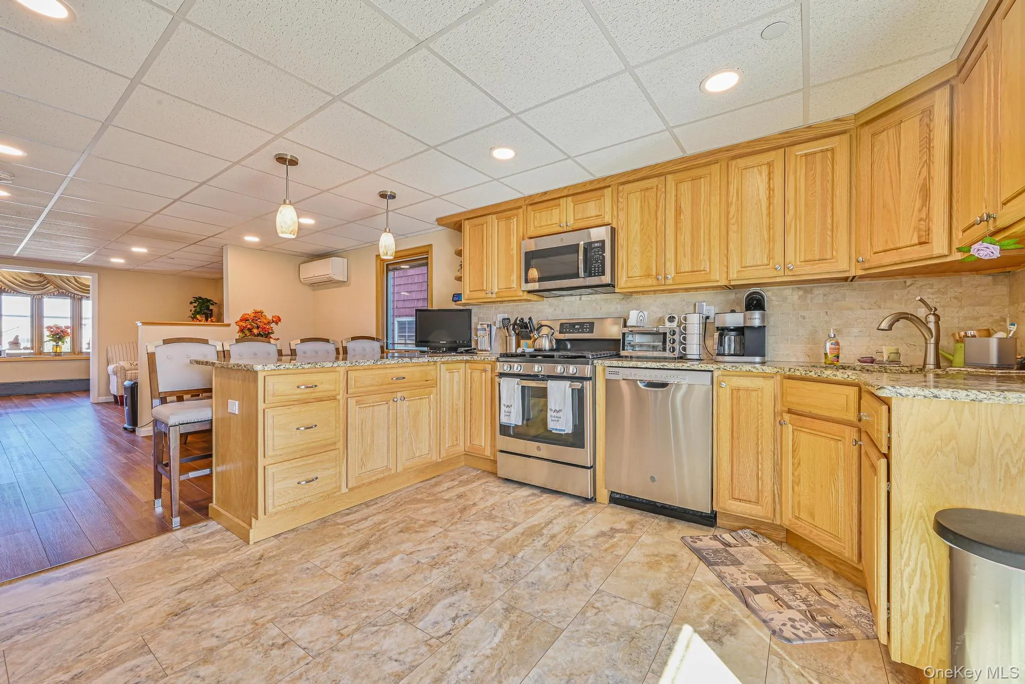 20 18th Road, New York, NY, 3 Bedrooms Bedrooms, 6 Rooms Rooms,1 BathroomBathrooms,Residential,For Rent,18th,0,978277 20 18th Road, New York, NY, 3 Bedrooms Bedrooms, 6 Rooms Rooms,1 BathroomBathrooms,Residential,For Rent,18th,0,978277