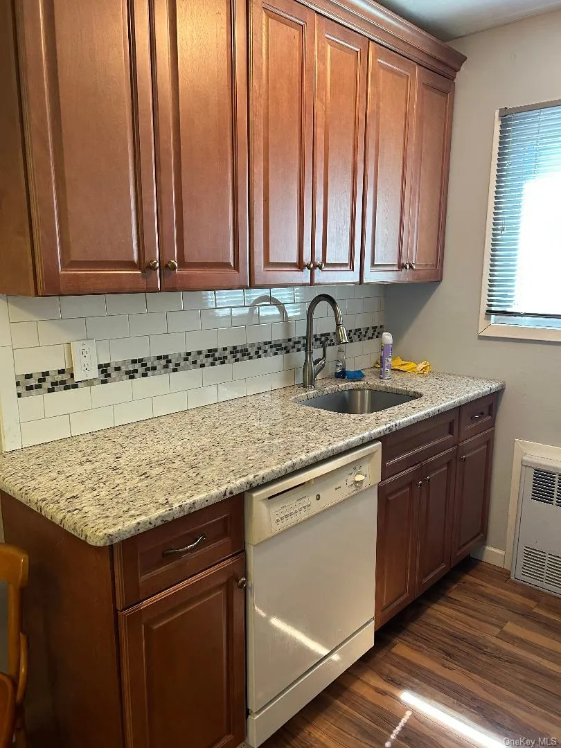 254 Edmunton Drive #K1 Edmunton Drive #K1, Babylon, NY, 1 Bedroom Bedrooms, 3 Rooms Rooms,1 BathroomBathrooms,Residential,For Rent,Edmunton Drive #K1,0,978280 254 Edmunton Drive #K1 Edmunton Drive #K1, Babylon, NY, 1 Bedroom Bedrooms, 3 Rooms Rooms,1 BathroomBathrooms,Residential,For Rent,Edmunton Drive #K1,0,978280
