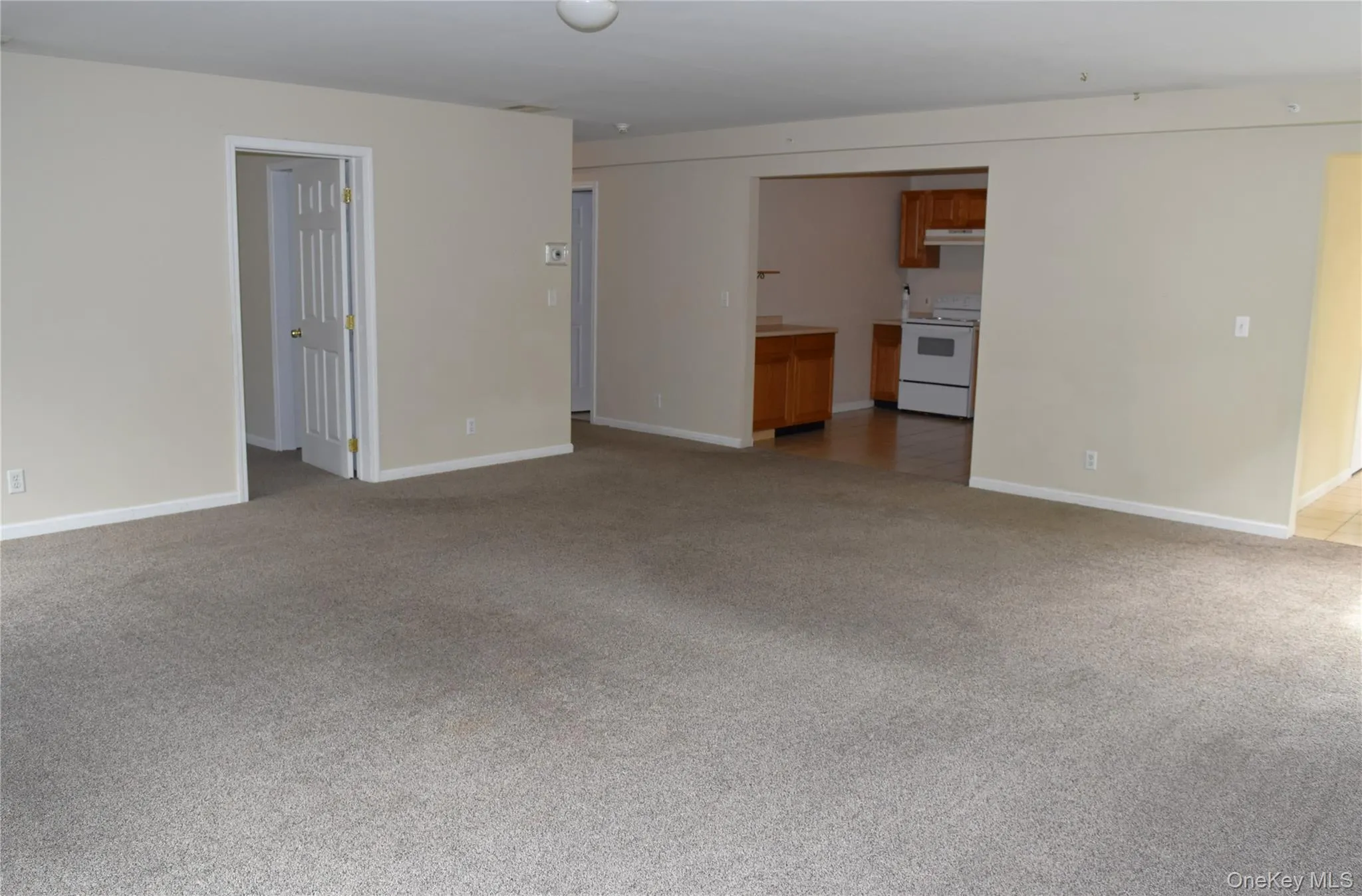 2342 State Route 32, Cornwall, NY, 3 Bedrooms Bedrooms, 5 Rooms Rooms,1 BathroomBathrooms,Residential Lease,For Rent,State Route 32,0,978309 2342 State Route 32, Cornwall, NY, 3 Bedrooms Bedrooms, 5 Rooms Rooms,1 BathroomBathrooms,Residential Lease,For Rent,State Route 32,0,978309