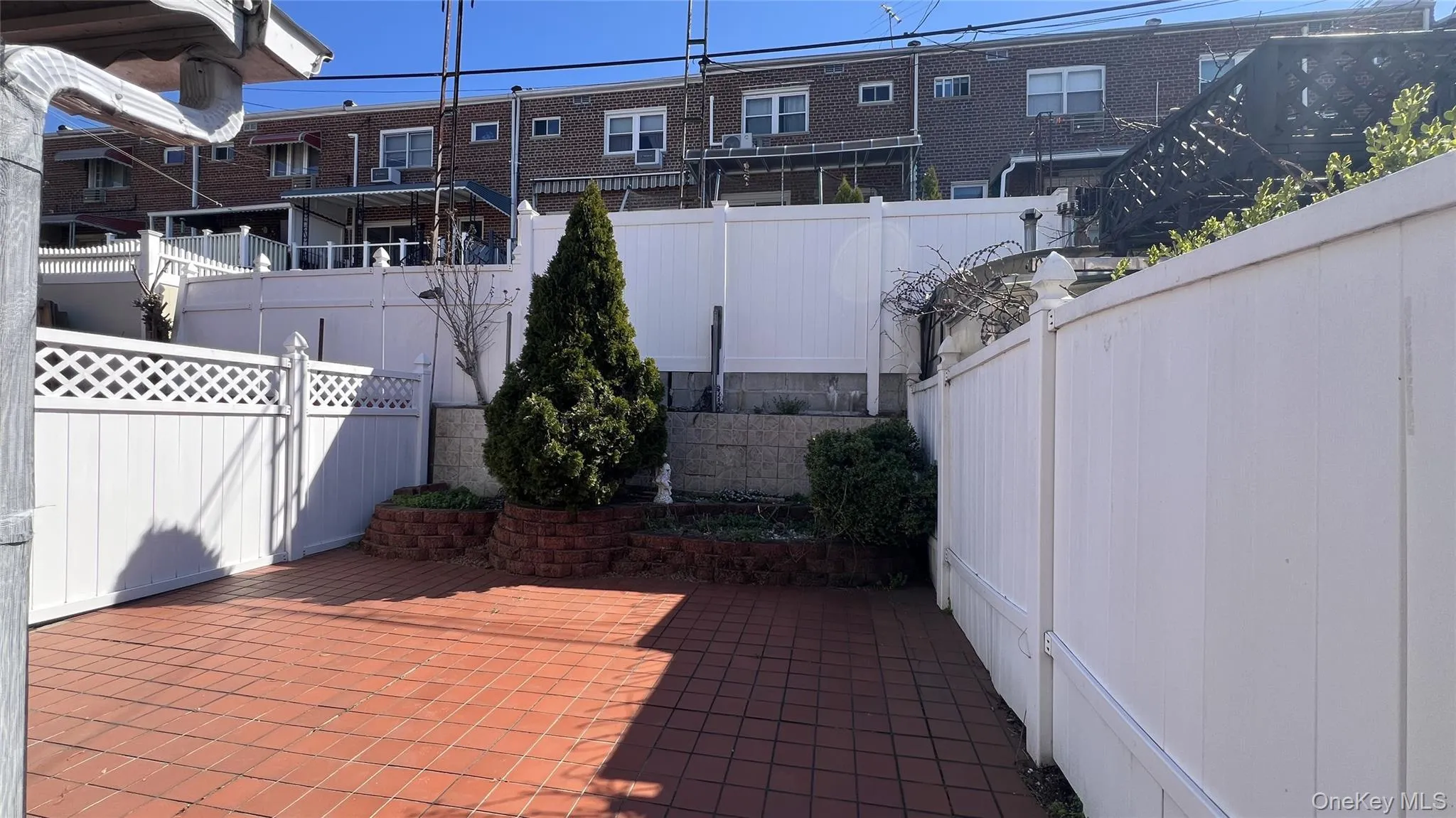 6135 64th Street, New York, NY, 3 Bedrooms Bedrooms, 9 Rooms Rooms,2 BathroomsBathrooms,Residential,For Rent,64th,0,978313 6135 64th Street, New York, NY, 3 Bedrooms Bedrooms, 9 Rooms Rooms,2 BathroomsBathrooms,Residential,For Rent,64th,0,978313