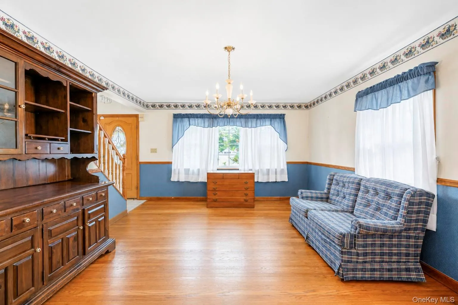 44 Maple Drive, Babylon, NY, 3 Bedrooms Bedrooms, 7 Rooms Rooms,2 BathroomsBathrooms,Residential,For Rent,Maple,0,978336 44 Maple Drive, Babylon, NY, 3 Bedrooms Bedrooms, 7 Rooms Rooms,2 BathroomsBathrooms,Residential,For Rent,Maple,0,978336