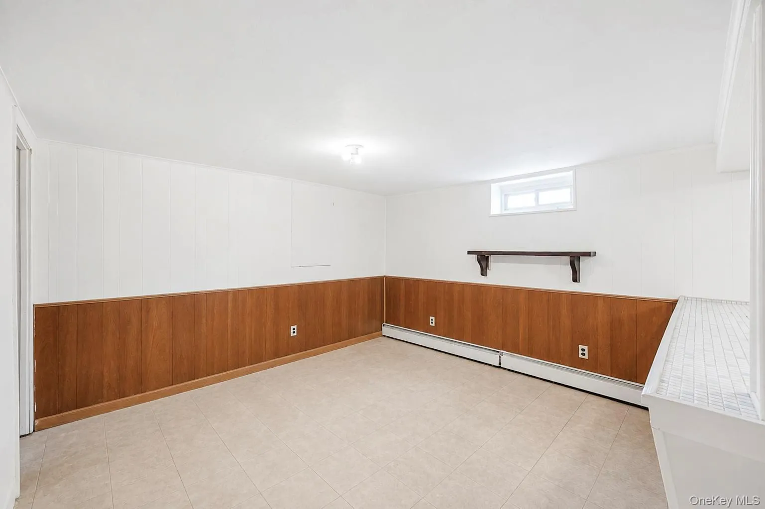 44 Maple Drive, Babylon, NY, 3 Bedrooms Bedrooms, 7 Rooms Rooms,2 BathroomsBathrooms,Residential,For Rent,Maple,0,978336 44 Maple Drive, Babylon, NY, 3 Bedrooms Bedrooms, 7 Rooms Rooms,2 BathroomsBathrooms,Residential,For Rent,Maple,0,978336