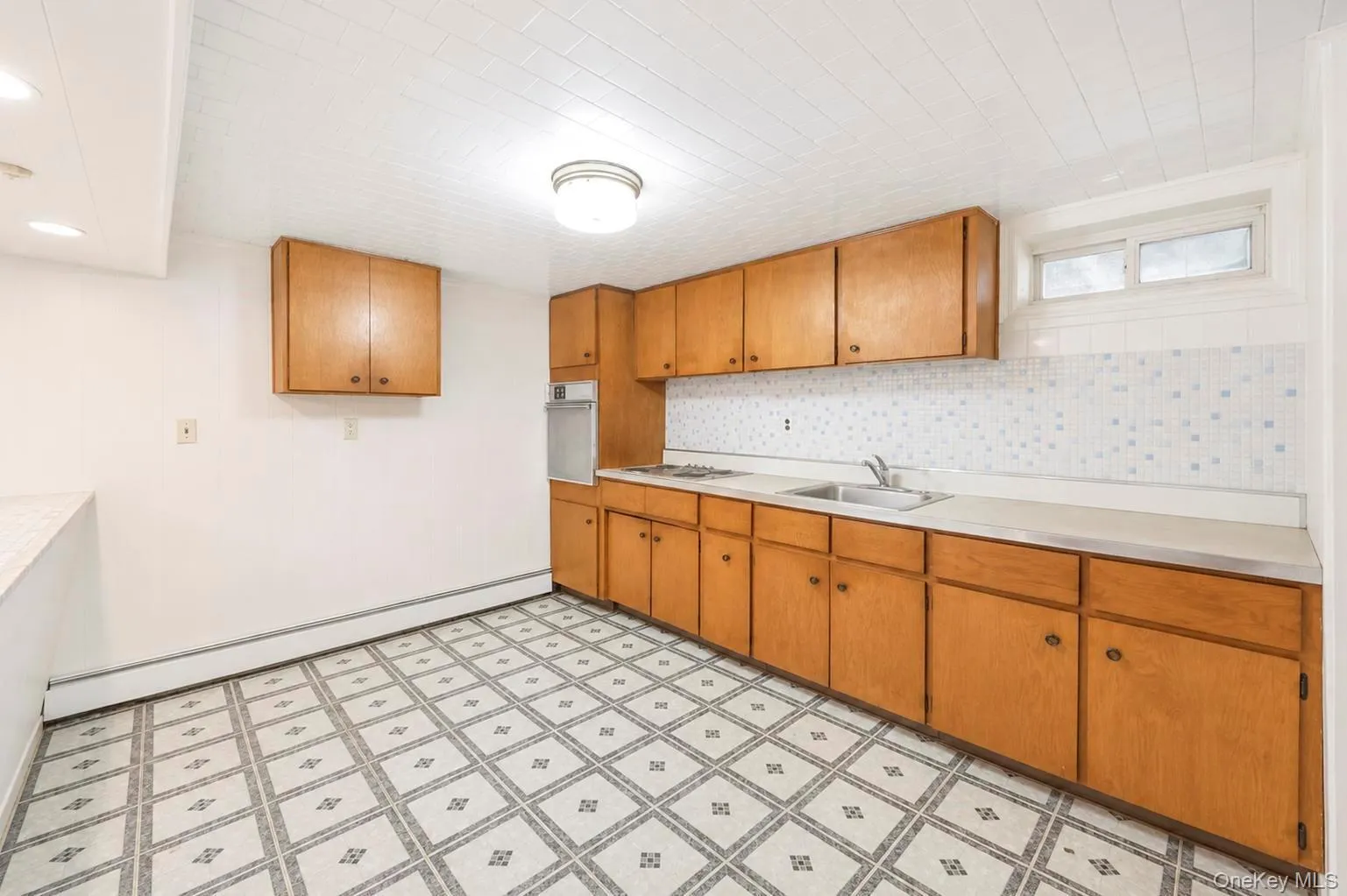44 Maple Drive, Babylon, NY, 3 Bedrooms Bedrooms, 7 Rooms Rooms,2 BathroomsBathrooms,Residential,For Rent,Maple,0,978336 44 Maple Drive, Babylon, NY, 3 Bedrooms Bedrooms, 7 Rooms Rooms,2 BathroomsBathrooms,Residential,For Rent,Maple,0,978336