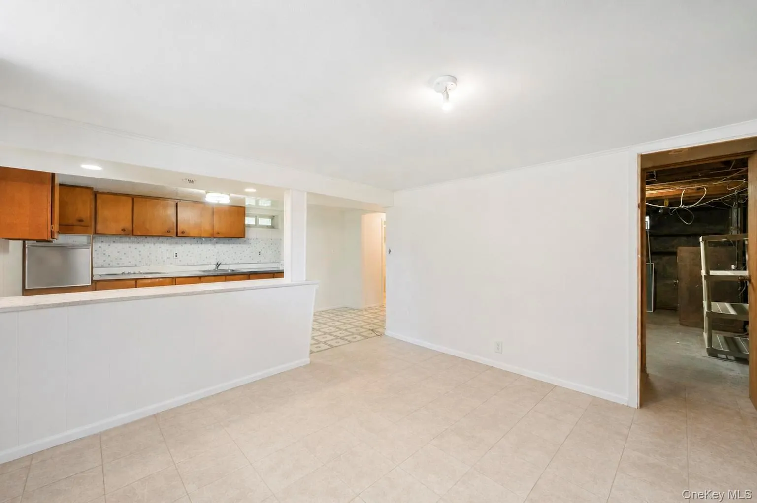 44 Maple Drive, Babylon, NY, 3 Bedrooms Bedrooms, 7 Rooms Rooms,2 BathroomsBathrooms,Residential,For Rent,Maple,0,978336 44 Maple Drive, Babylon, NY, 3 Bedrooms Bedrooms, 7 Rooms Rooms,2 BathroomsBathrooms,Residential,For Rent,Maple,0,978336