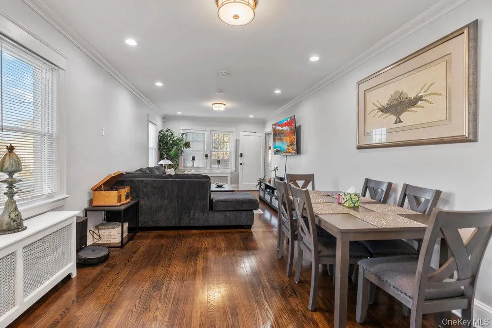 9 George Street, Oyster Bay, NY, 2 Bedrooms Bedrooms, 8 Rooms Rooms,2 BathroomsBathrooms,Residential Lease,For Rent,George,0,978338 9 George Street, Oyster Bay, NY, 2 Bedrooms Bedrooms, 8 Rooms Rooms,2 BathroomsBathrooms,Residential Lease,For Rent,George,0,978338