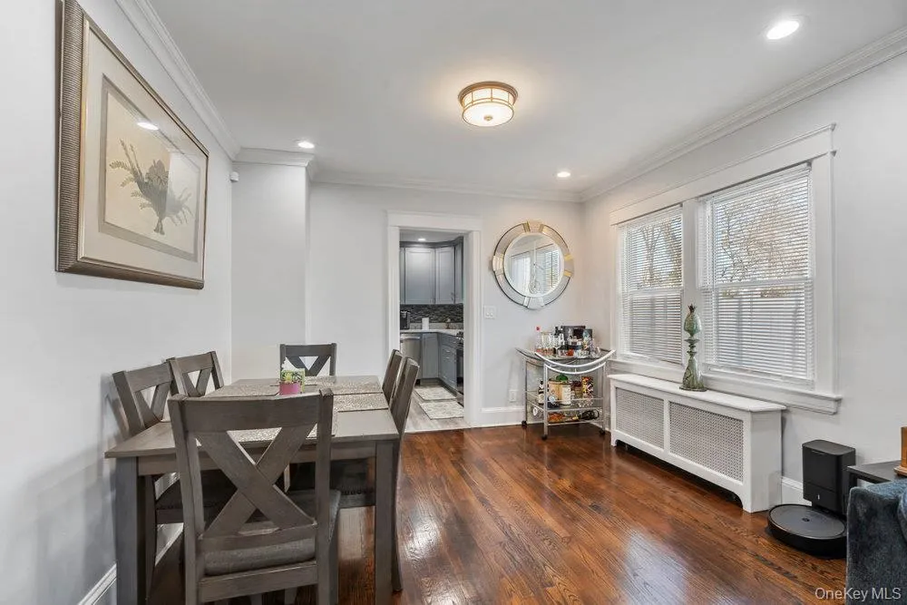 9 George Street, Oyster Bay, NY, 2 Bedrooms Bedrooms, 8 Rooms Rooms,2 BathroomsBathrooms,Residential Lease,For Rent,George,0,978338 9 George Street, Oyster Bay, NY, 2 Bedrooms Bedrooms, 8 Rooms Rooms,2 BathroomsBathrooms,Residential Lease,For Rent,George,0,978338