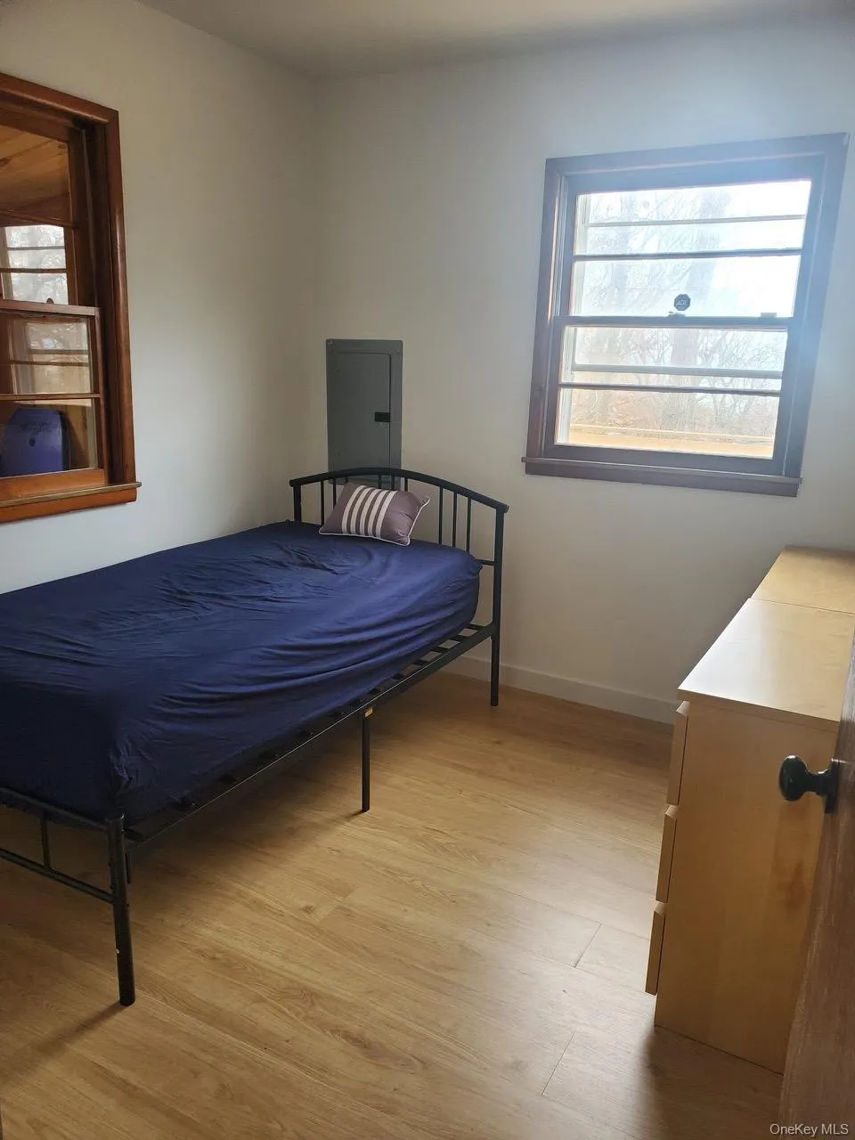 15 Way Path, Riverhead, NY, 2 Bedrooms Bedrooms, 5 Rooms Rooms,1 BathroomBathrooms,Residential,For Rent,Way,0,978343 15 Way Path, Riverhead, NY, 2 Bedrooms Bedrooms, 5 Rooms Rooms,1 BathroomBathrooms,Residential,For Rent,Way,0,978343