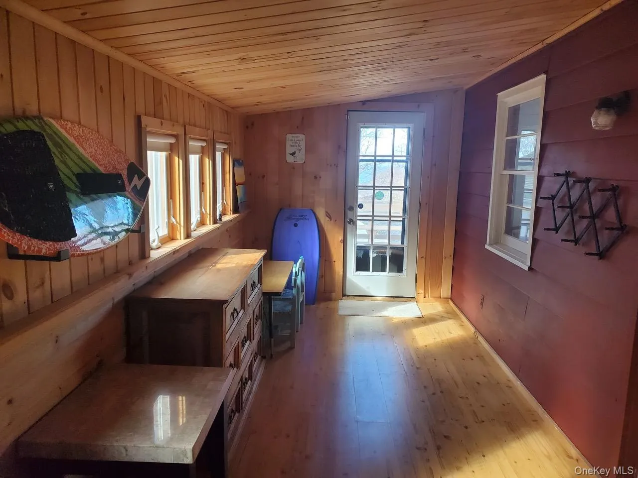 15 Way Path, Riverhead, NY, 2 Bedrooms Bedrooms, 5 Rooms Rooms,1 BathroomBathrooms,Residential,For Rent,Way,0,978343 15 Way Path, Riverhead, NY, 2 Bedrooms Bedrooms, 5 Rooms Rooms,1 BathroomBathrooms,Residential,For Rent,Way,0,978343