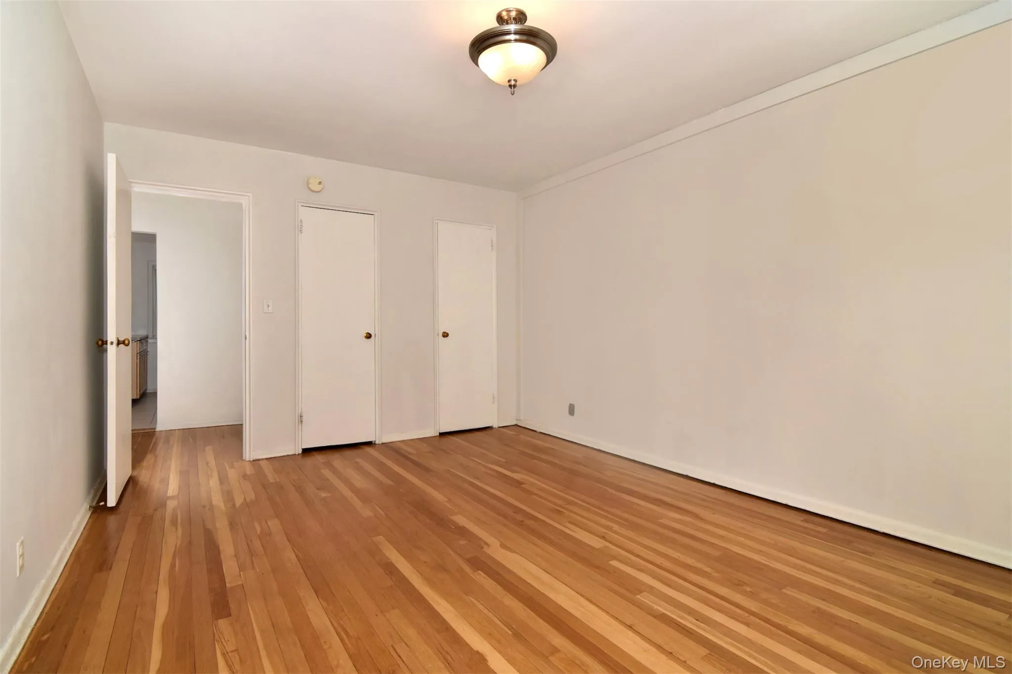 140 Broadway, Greenburgh, NY, 2 Bedrooms Bedrooms, 5 Rooms Rooms,1 BathroomBathrooms,Residential Lease,For Rent,Broadway,0,978352 140 Broadway, Greenburgh, NY, 2 Bedrooms Bedrooms, 5 Rooms Rooms,1 BathroomBathrooms,Residential Lease,For Rent,Broadway,0,978352