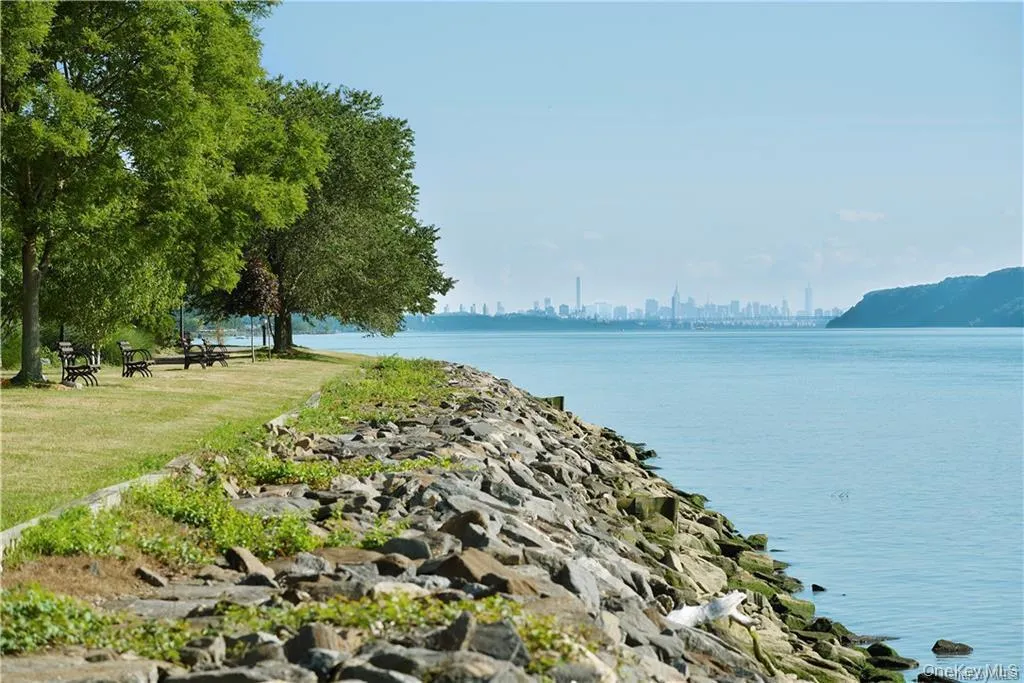 140 Broadway, Greenburgh, NY, 1 Bedroom Bedrooms, 5 Rooms Rooms,1 BathroomBathrooms,Residential Lease,For Rent,Broadway,0,978357 140 Broadway, Greenburgh, NY, 1 Bedroom Bedrooms, 5 Rooms Rooms,1 BathroomBathrooms,Residential Lease,For Rent,Broadway,0,978357