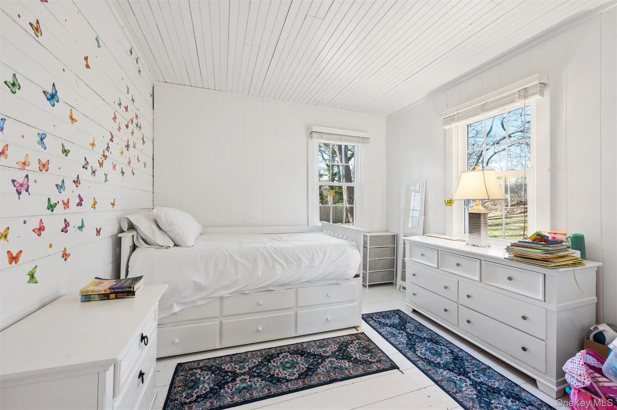 6 Private Row, Southampton, NY, 3 Bedrooms Bedrooms, 9 Rooms Rooms,2 BathroomsBathrooms,Residential Lease,For Rent,Private Row,0,978365 6 Private Row, Southampton, NY, 3 Bedrooms Bedrooms, 9 Rooms Rooms,2 BathroomsBathrooms,Residential Lease,For Rent,Private Row,0,978365