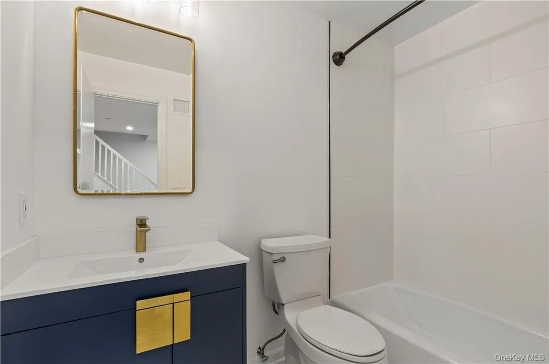 50 Pondview Road, Rye City, NY, 3 Bedrooms Bedrooms, 7 Rooms Rooms,3 BathroomsBathrooms,Residential Lease,For Rent,Pondview,0,978366 50 Pondview Road, Rye City, NY, 3 Bedrooms Bedrooms, 7 Rooms Rooms,3 BathroomsBathrooms,Residential Lease,For Rent,Pondview,0,978366