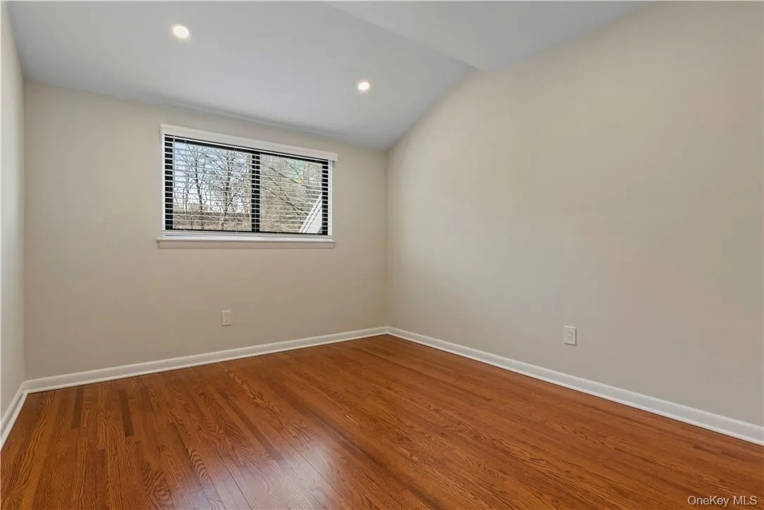 50 Pondview Road, Rye City, NY, 3 Bedrooms Bedrooms, 7 Rooms Rooms,3 BathroomsBathrooms,Residential Lease,For Rent,Pondview,0,978366 50 Pondview Road, Rye City, NY, 3 Bedrooms Bedrooms, 7 Rooms Rooms,3 BathroomsBathrooms,Residential Lease,For Rent,Pondview,0,978366