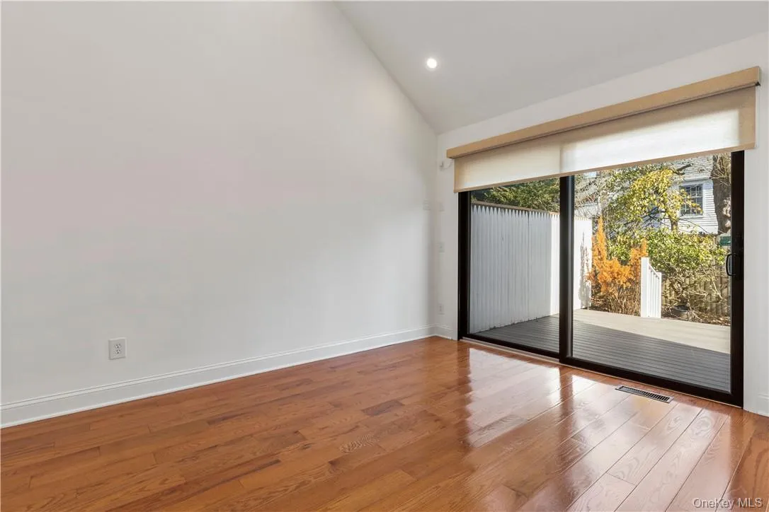 50 Pondview Road, Rye City, NY, 3 Bedrooms Bedrooms, 7 Rooms Rooms,3 BathroomsBathrooms,Residential Lease,For Rent,Pondview,0,978366 50 Pondview Road, Rye City, NY, 3 Bedrooms Bedrooms, 7 Rooms Rooms,3 BathroomsBathrooms,Residential Lease,For Rent,Pondview,0,978366