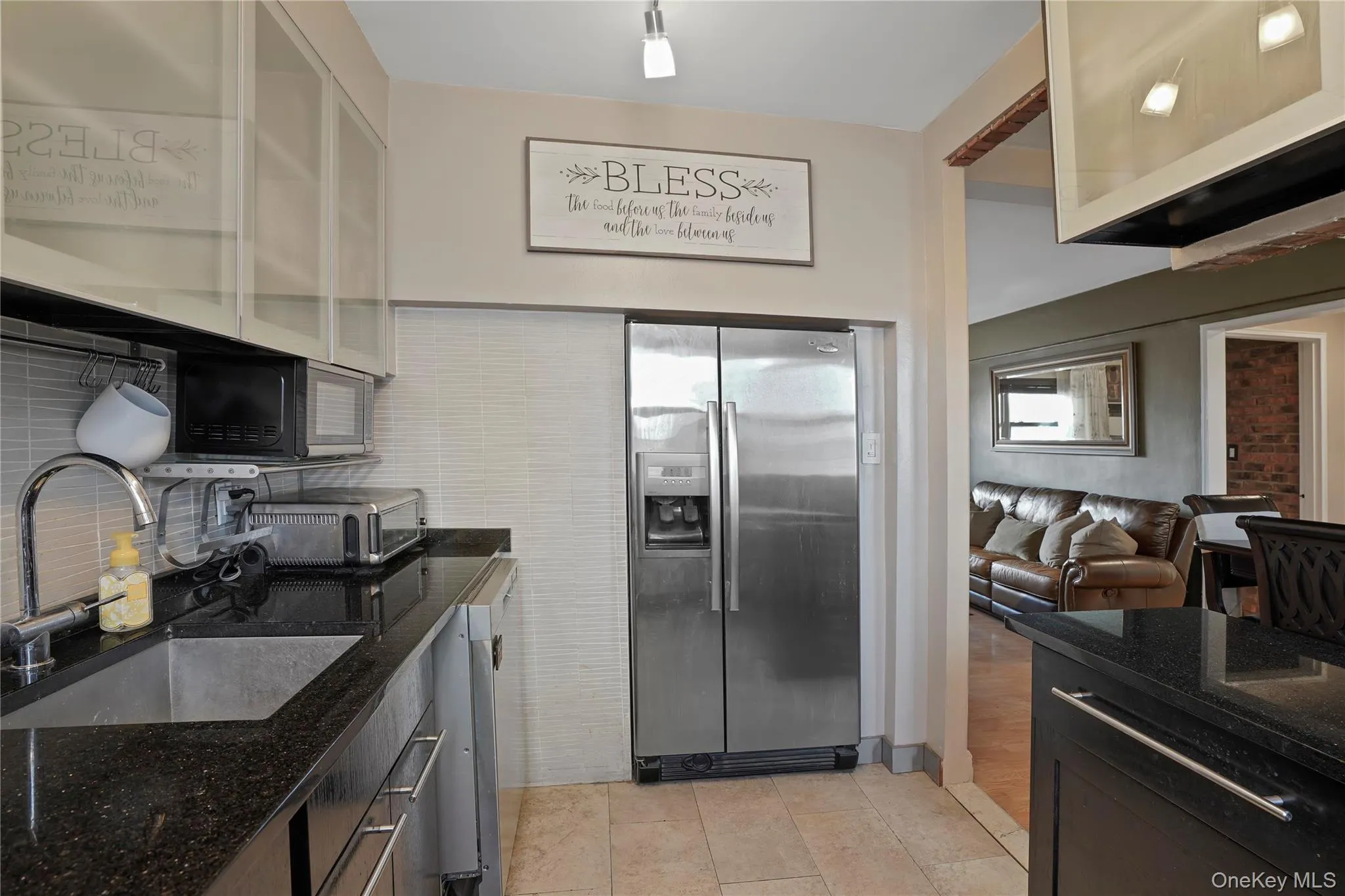 80-01 156th Avenue, New York, NY, 2 Bedrooms Bedrooms, 5 Rooms Rooms,1 BathroomBathrooms,Residential,For Rent,156th,0,978367 80-01 156th Avenue, New York, NY, 2 Bedrooms Bedrooms, 5 Rooms Rooms,1 BathroomBathrooms,Residential,For Rent,156th,0,978367