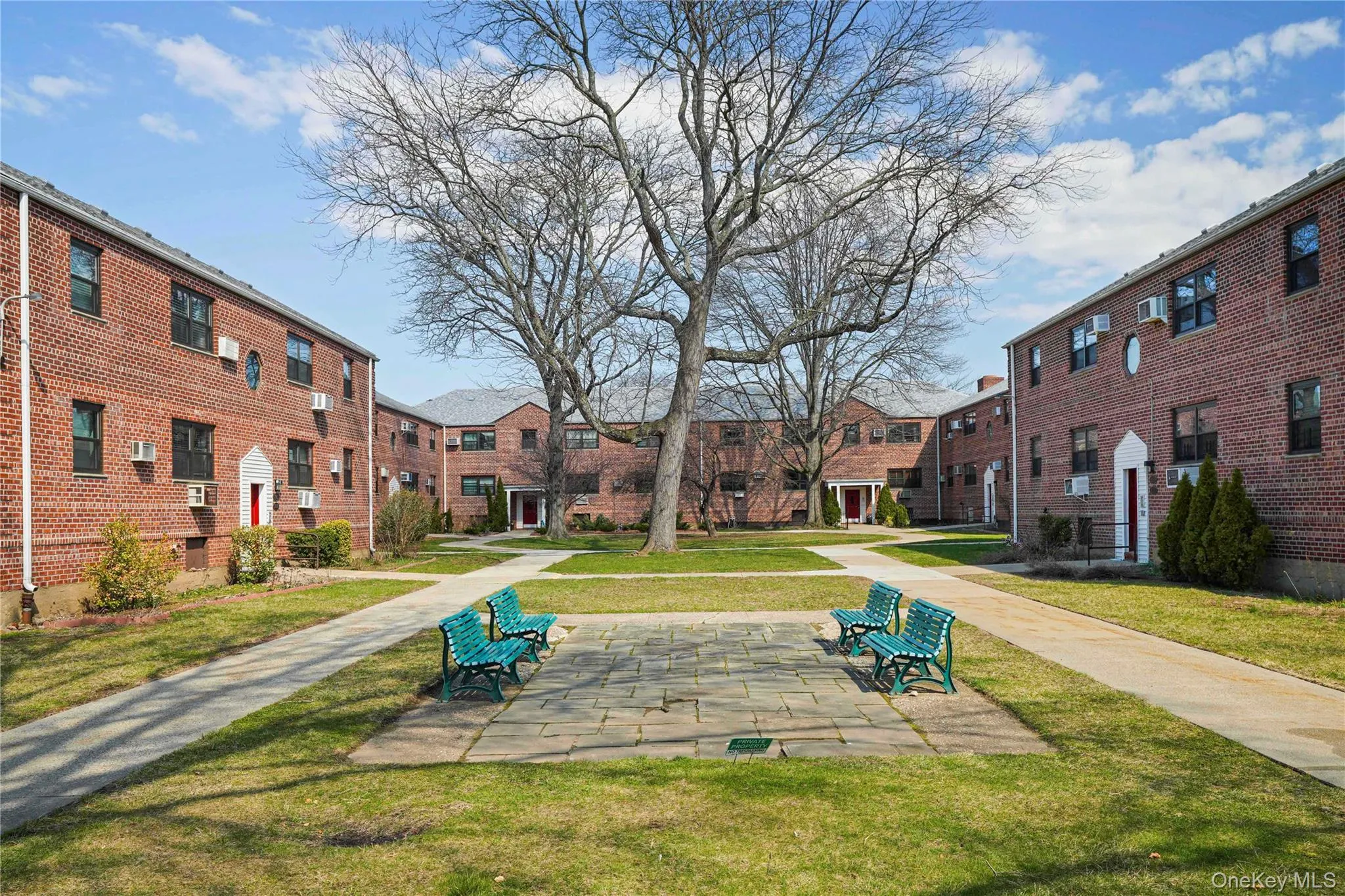 80-01 156th Avenue, New York, NY, 2 Bedrooms Bedrooms, 5 Rooms Rooms,1 BathroomBathrooms,Residential,For Rent,156th,0,978367 80-01 156th Avenue, New York, NY, 2 Bedrooms Bedrooms, 5 Rooms Rooms,1 BathroomBathrooms,Residential,For Rent,156th,0,978367