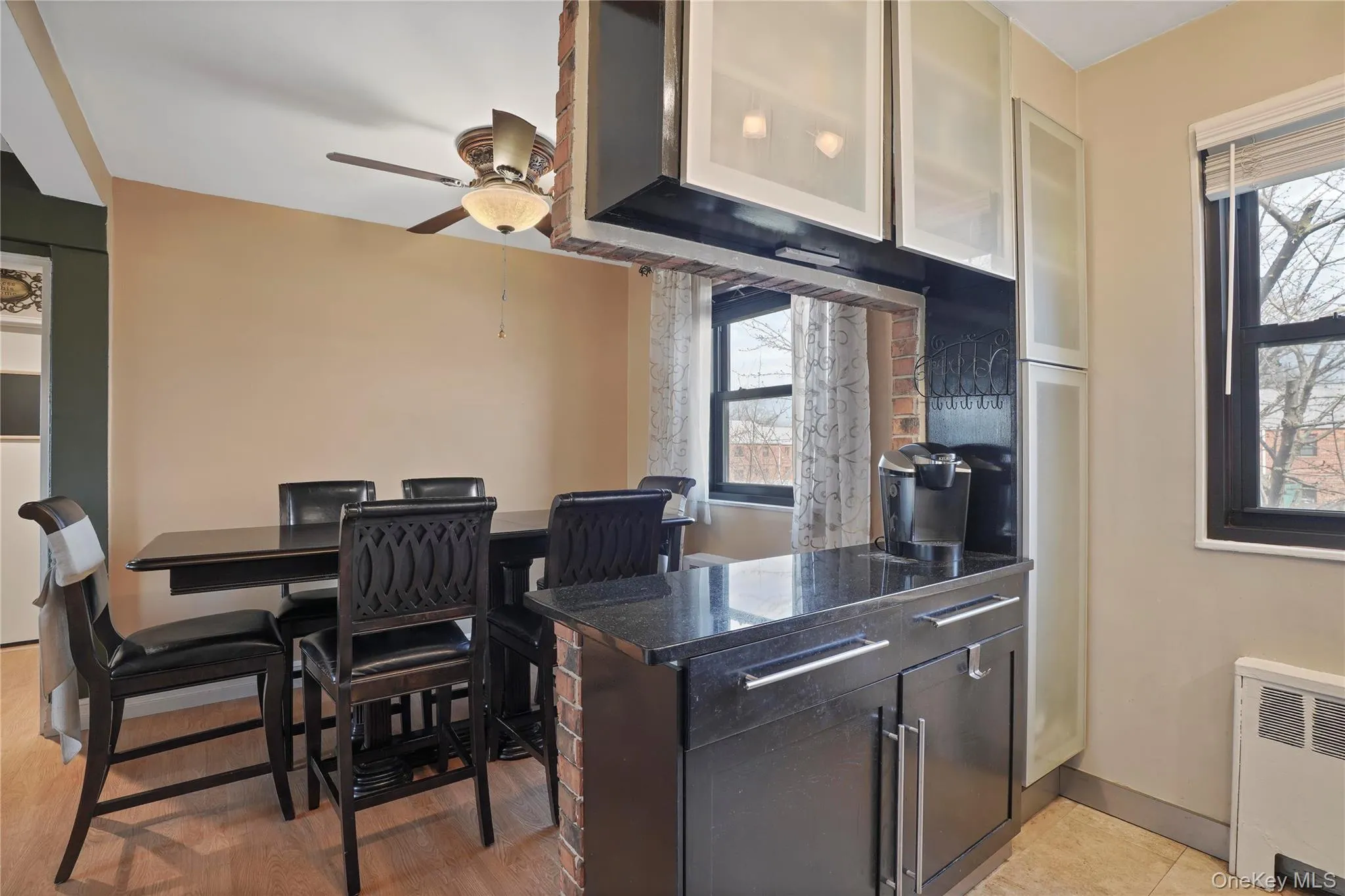 80-01 156th Avenue, New York, NY, 2 Bedrooms Bedrooms, 5 Rooms Rooms,1 BathroomBathrooms,Residential,For Rent,156th,0,978367 80-01 156th Avenue, New York, NY, 2 Bedrooms Bedrooms, 5 Rooms Rooms,1 BathroomBathrooms,Residential,For Rent,156th,0,978367