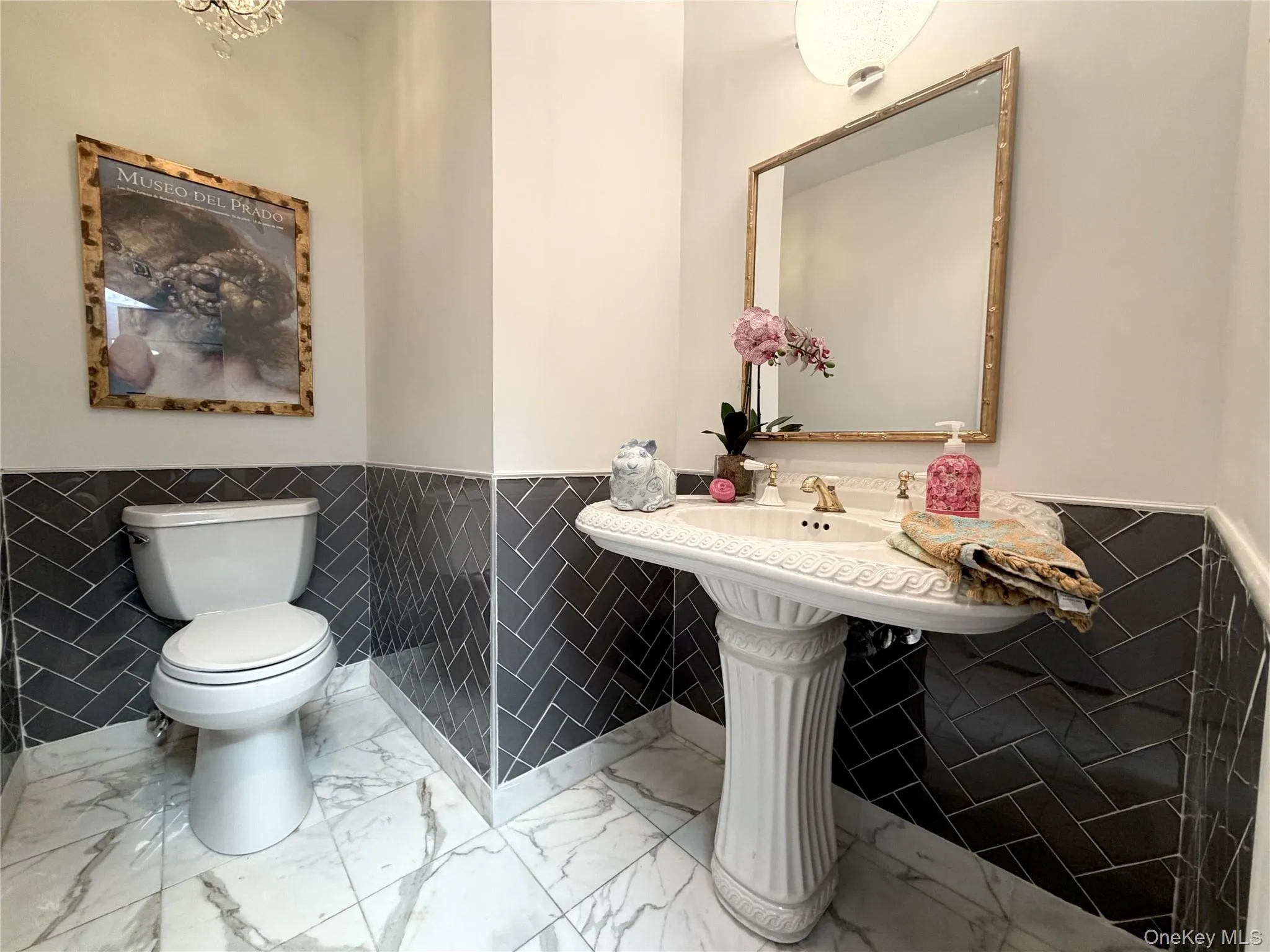 9 Applegreen Drive, North Hempstead, NY, 5 Bedrooms Bedrooms, 20 Rooms Rooms,7 BathroomsBathrooms,Residential,For Rent,Applegreen,0,KEY978369 9 Applegreen Drive, North Hempstead, NY, 5 Bedrooms Bedrooms, 20 Rooms Rooms,7 BathroomsBathrooms,Residential,For Rent,Applegreen,0,KEY978369