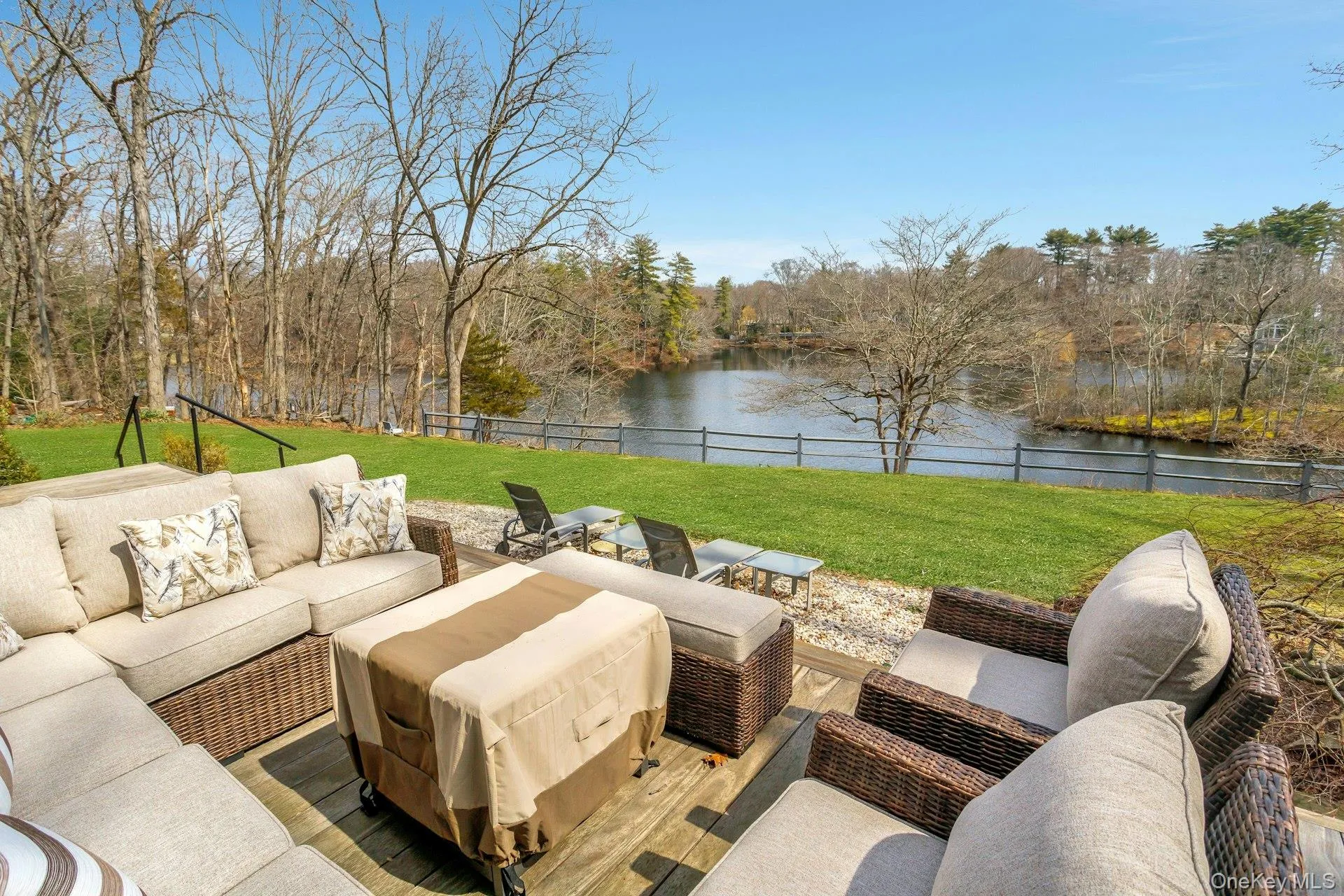 83 Burning Tree Rd, Greenwich, CT, 5 Bedrooms Bedrooms, 13 Rooms Rooms,4 BathroomsBathrooms,Residential Lease,For Rent,Burning Tree Rd,0,978370 83 Burning Tree Rd, Greenwich, CT, 5 Bedrooms Bedrooms, 13 Rooms Rooms,4 BathroomsBathrooms,Residential Lease,For Rent,Burning Tree Rd,0,978370