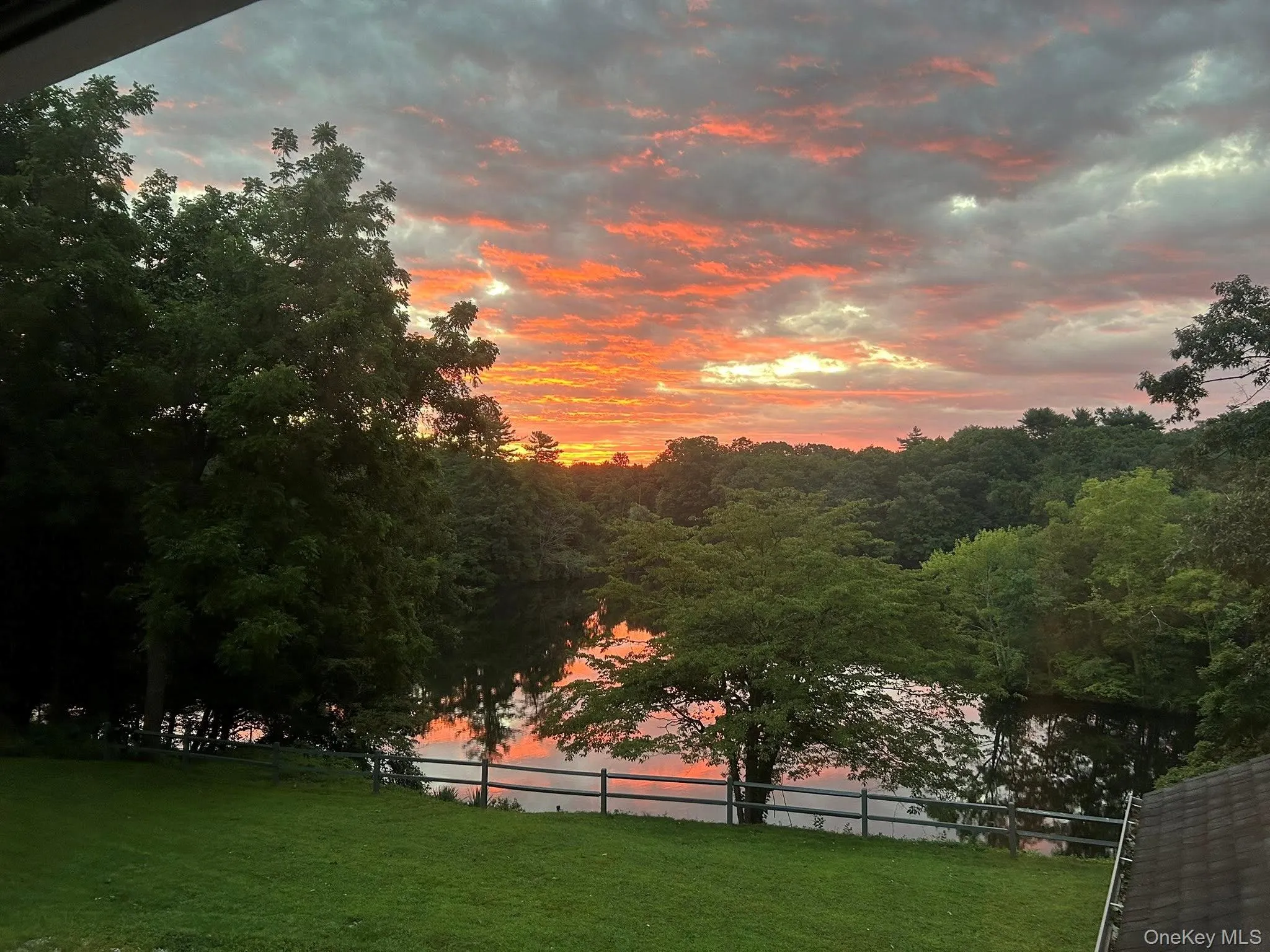 83 Burning Tree Rd, Greenwich, CT, 5 Bedrooms Bedrooms, 13 Rooms Rooms,4 BathroomsBathrooms,Residential Lease,For Rent,Burning Tree Rd,0,978370 83 Burning Tree Rd, Greenwich, CT, 5 Bedrooms Bedrooms, 13 Rooms Rooms,4 BathroomsBathrooms,Residential Lease,For Rent,Burning Tree Rd,0,978370