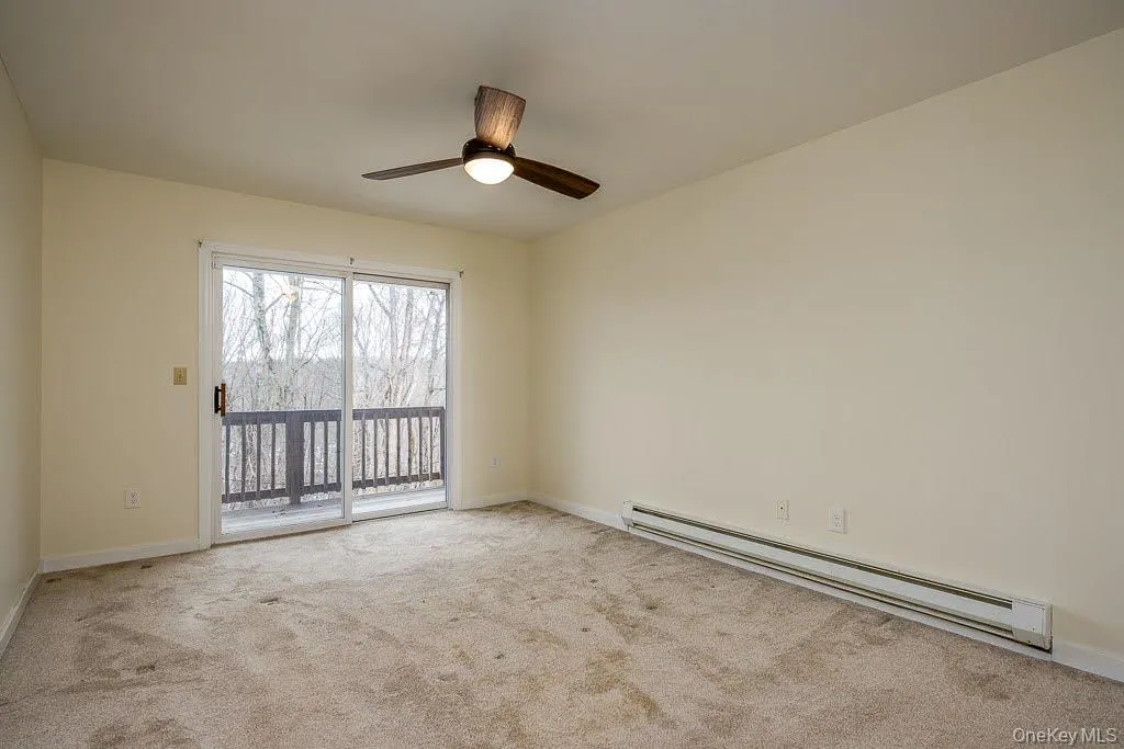 529 Fox Run Lane, Carmel, NY, 1 Bedroom Bedrooms, 4 Rooms Rooms,1 BathroomBathrooms,Residential Lease,For Rent,Fox Run,0,978373 529 Fox Run Lane, Carmel, NY, 1 Bedroom Bedrooms, 4 Rooms Rooms,1 BathroomBathrooms,Residential Lease,For Rent,Fox Run,0,978373