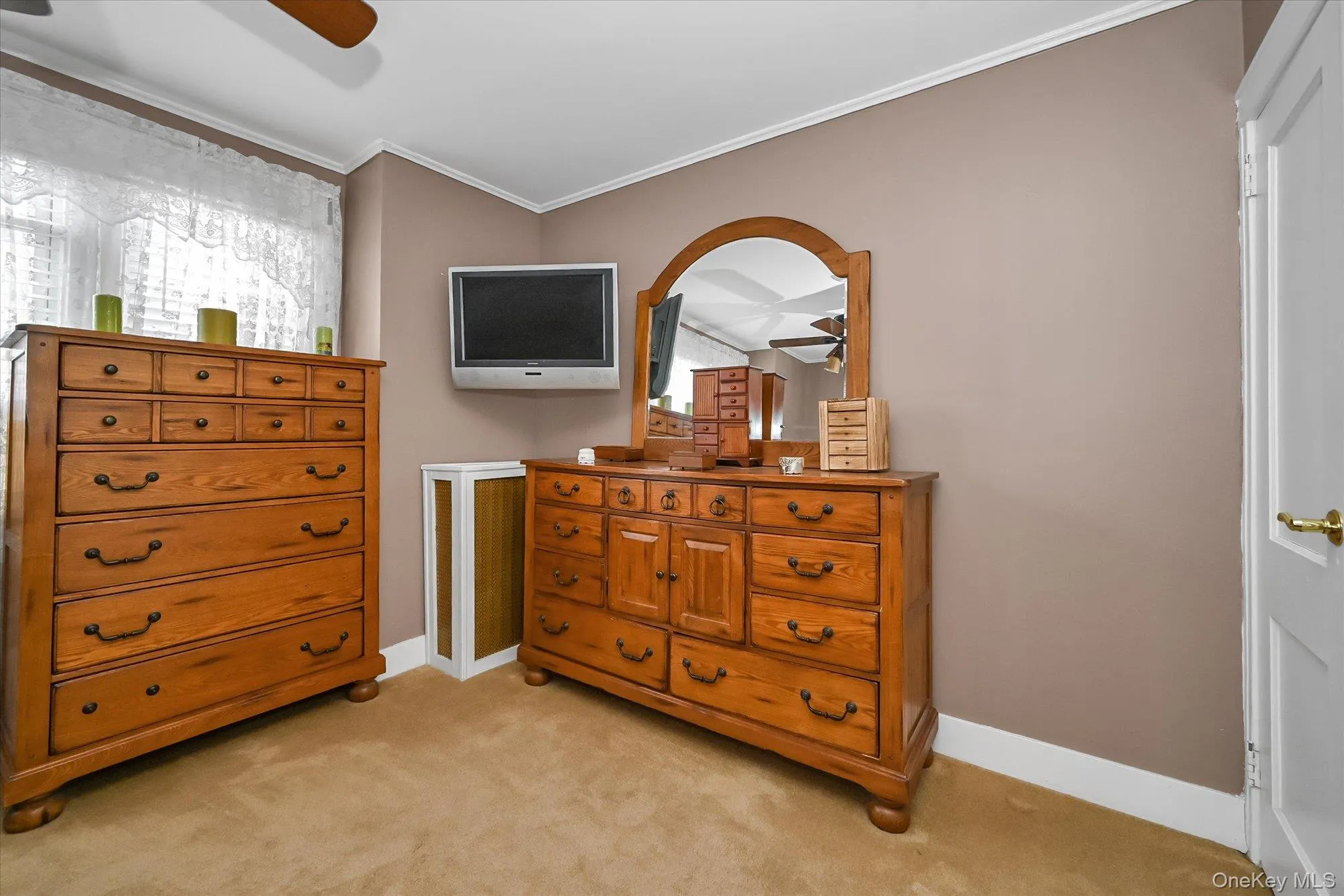 78-33 64th Street, New York, NY, 3 Bedrooms Bedrooms, 9 Rooms Rooms,1 BathroomBathrooms,Residential,For Rent,64th,0,978374 78-33 64th Street, New York, NY, 3 Bedrooms Bedrooms, 9 Rooms Rooms,1 BathroomBathrooms,Residential,For Rent,64th,0,978374