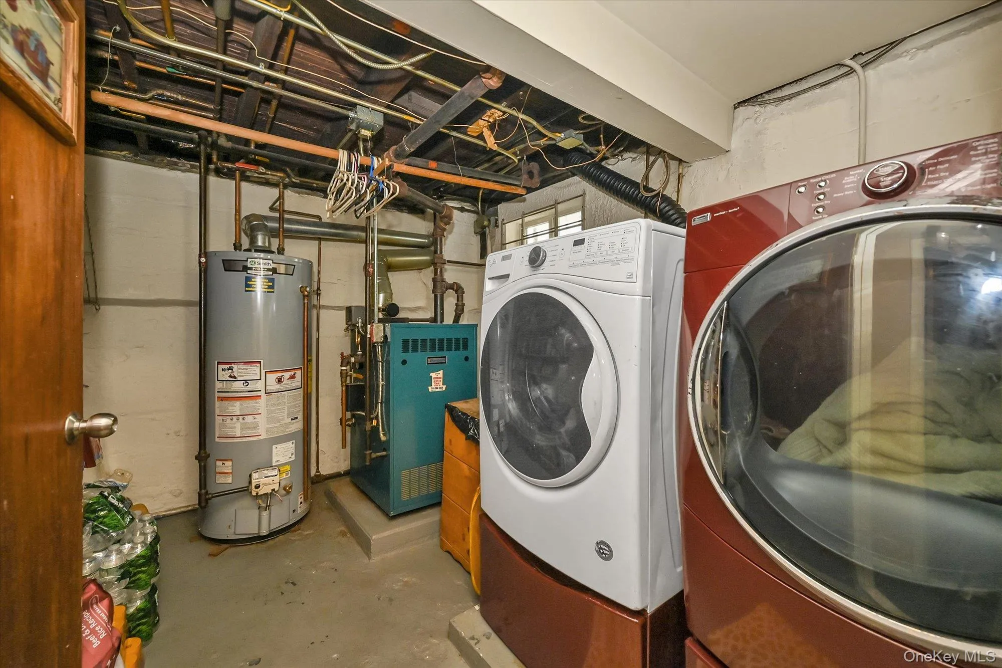 78-33 64th Street, New York, NY, 3 Bedrooms Bedrooms, 9 Rooms Rooms,1 BathroomBathrooms,Residential,For Rent,64th,0,978374 78-33 64th Street, New York, NY, 3 Bedrooms Bedrooms, 9 Rooms Rooms,1 BathroomBathrooms,Residential,For Rent,64th,0,978374