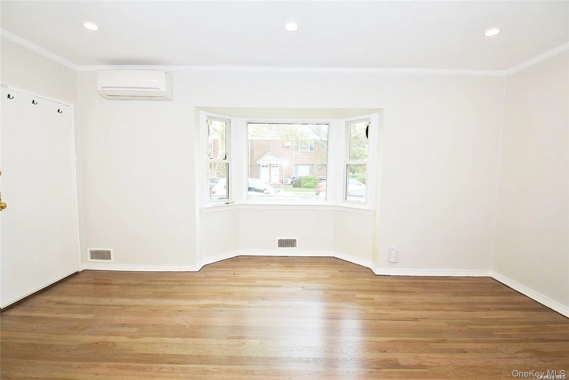 75-03 197th Street, New York, NY, 3 Bedrooms Bedrooms, 6 Rooms Rooms,2 BathroomsBathrooms,Residential Lease,For Rent,197th,0,978378 75-03 197th Street, New York, NY, 3 Bedrooms Bedrooms, 6 Rooms Rooms,2 BathroomsBathrooms,Residential Lease,For Rent,197th,0,978378