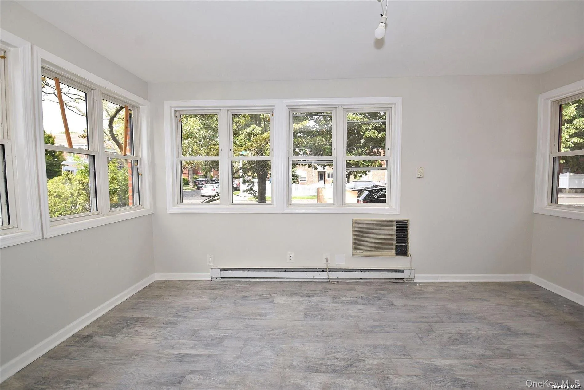 75-03 197th Street, New York, NY, 3 Bedrooms Bedrooms, 6 Rooms Rooms,2 BathroomsBathrooms,Residential Lease,For Rent,197th,0,978378 75-03 197th Street, New York, NY, 3 Bedrooms Bedrooms, 6 Rooms Rooms,2 BathroomsBathrooms,Residential Lease,For Rent,197th,0,978378