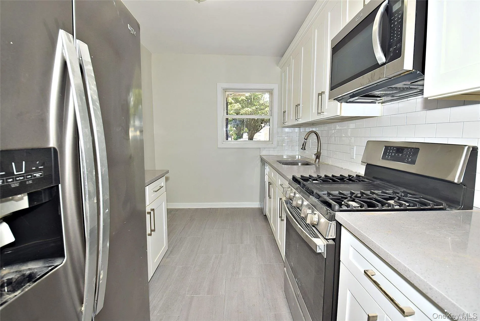 75-03 197th Street, New York, NY, 3 Bedrooms Bedrooms, 6 Rooms Rooms,2 BathroomsBathrooms,Residential Lease,For Rent,197th,0,978378 75-03 197th Street, New York, NY, 3 Bedrooms Bedrooms, 6 Rooms Rooms,2 BathroomsBathrooms,Residential Lease,For Rent,197th,0,978378