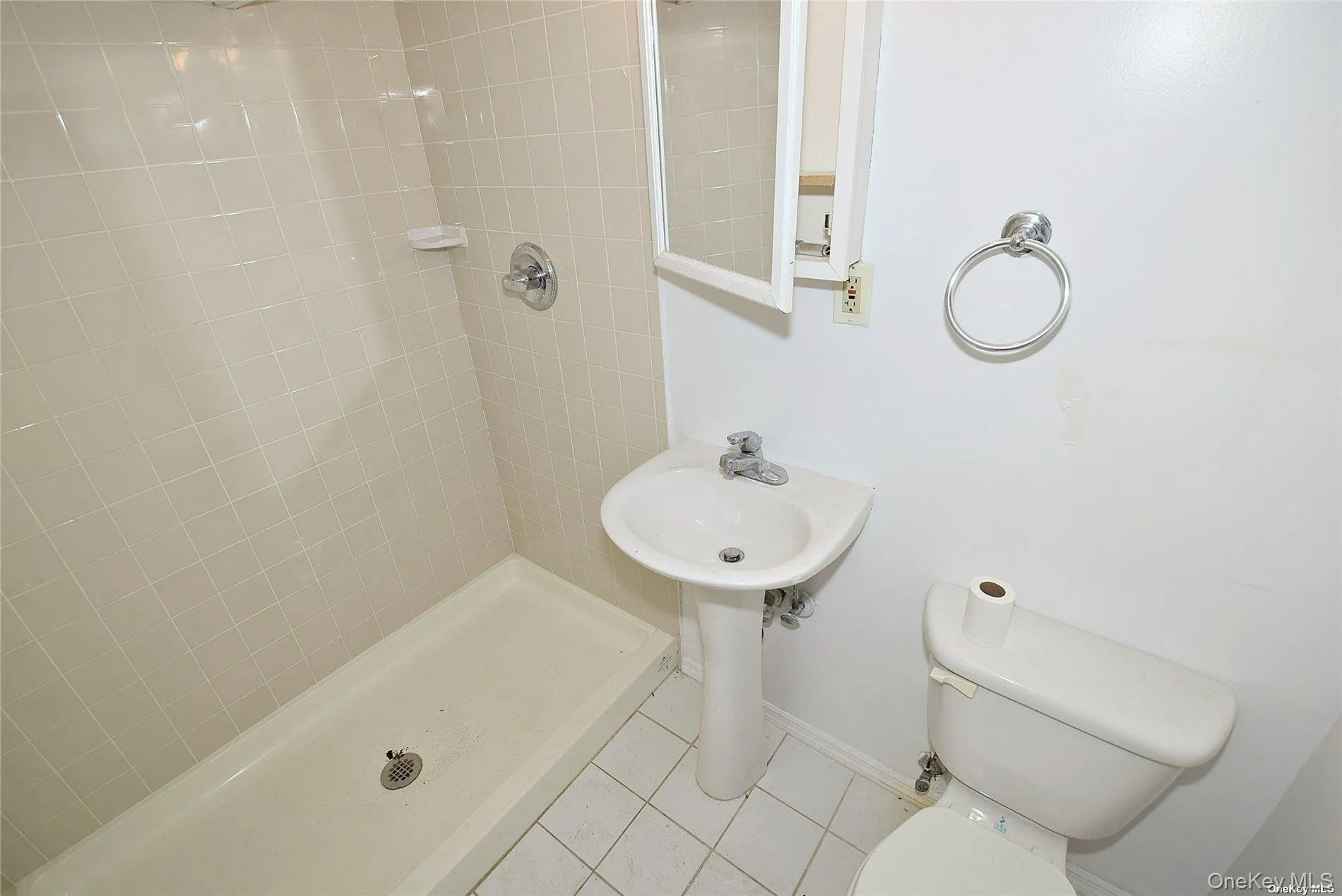 75-03 197th Street, New York, NY, 3 Bedrooms Bedrooms, 6 Rooms Rooms,2 BathroomsBathrooms,Residential Lease,For Rent,197th,0,978378 75-03 197th Street, New York, NY, 3 Bedrooms Bedrooms, 6 Rooms Rooms,2 BathroomsBathrooms,Residential Lease,For Rent,197th,0,978378