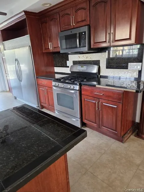 16 Trinity Place, Hempstead, NY, 4 Bedrooms Bedrooms, 9 Rooms Rooms,3 BathroomsBathrooms,Residential Lease,For Rent,Trinity,0,978380 16 Trinity Place, Hempstead, NY, 4 Bedrooms Bedrooms, 9 Rooms Rooms,3 BathroomsBathrooms,Residential Lease,For Rent,Trinity,0,978380