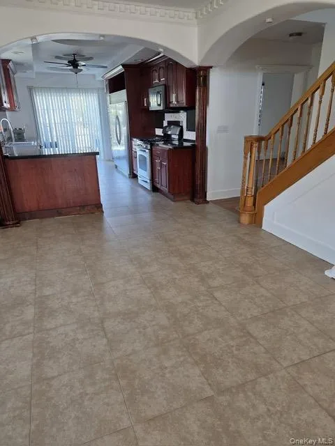 16 Trinity Place, Hempstead, NY, 4 Bedrooms Bedrooms, 9 Rooms Rooms,3 BathroomsBathrooms,Residential Lease,For Rent,Trinity,0,978380 16 Trinity Place, Hempstead, NY, 4 Bedrooms Bedrooms, 9 Rooms Rooms,3 BathroomsBathrooms,Residential Lease,For Rent,Trinity,0,978380