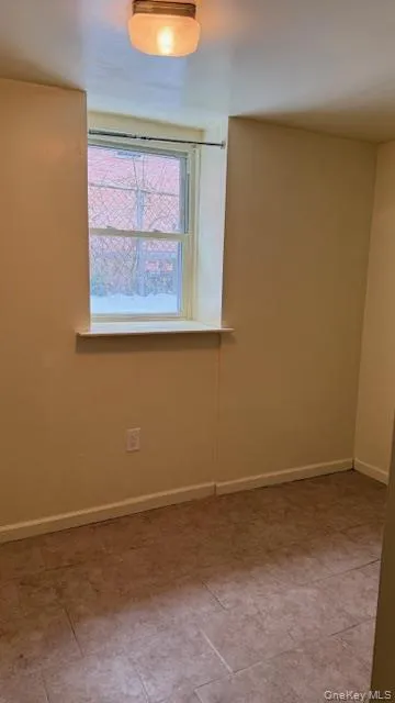 959 227th Street, New York, NY, 1 Bedroom Bedrooms, 5 Rooms Rooms,1 BathroomBathrooms,Residential Lease,For Rent,227th,0,978389 959 227th Street, New York, NY, 1 Bedroom Bedrooms, 5 Rooms Rooms,1 BathroomBathrooms,Residential Lease,For Rent,227th,0,978389