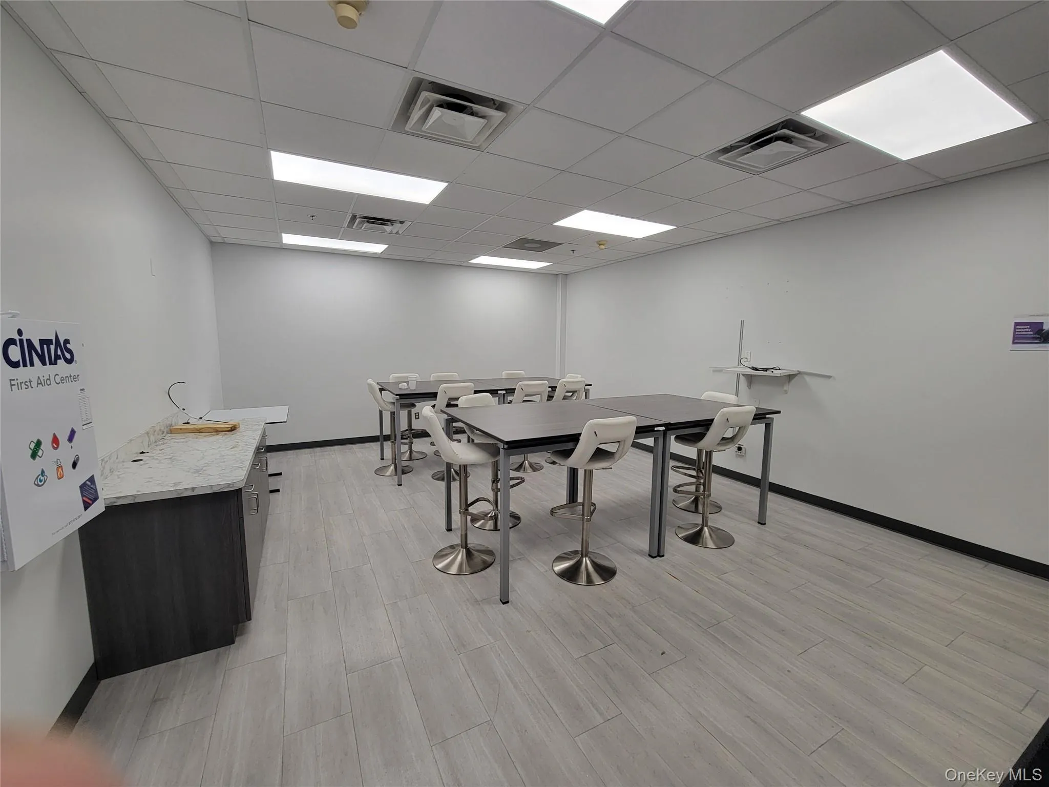 900 Corporate Boulevard, Newburgh (town), NY, ,Commercial Lease,For Rent,Corporate,0,978393 900 Corporate Boulevard, Newburgh (town), NY, ,Commercial Lease,For Rent,Corporate,0,978393