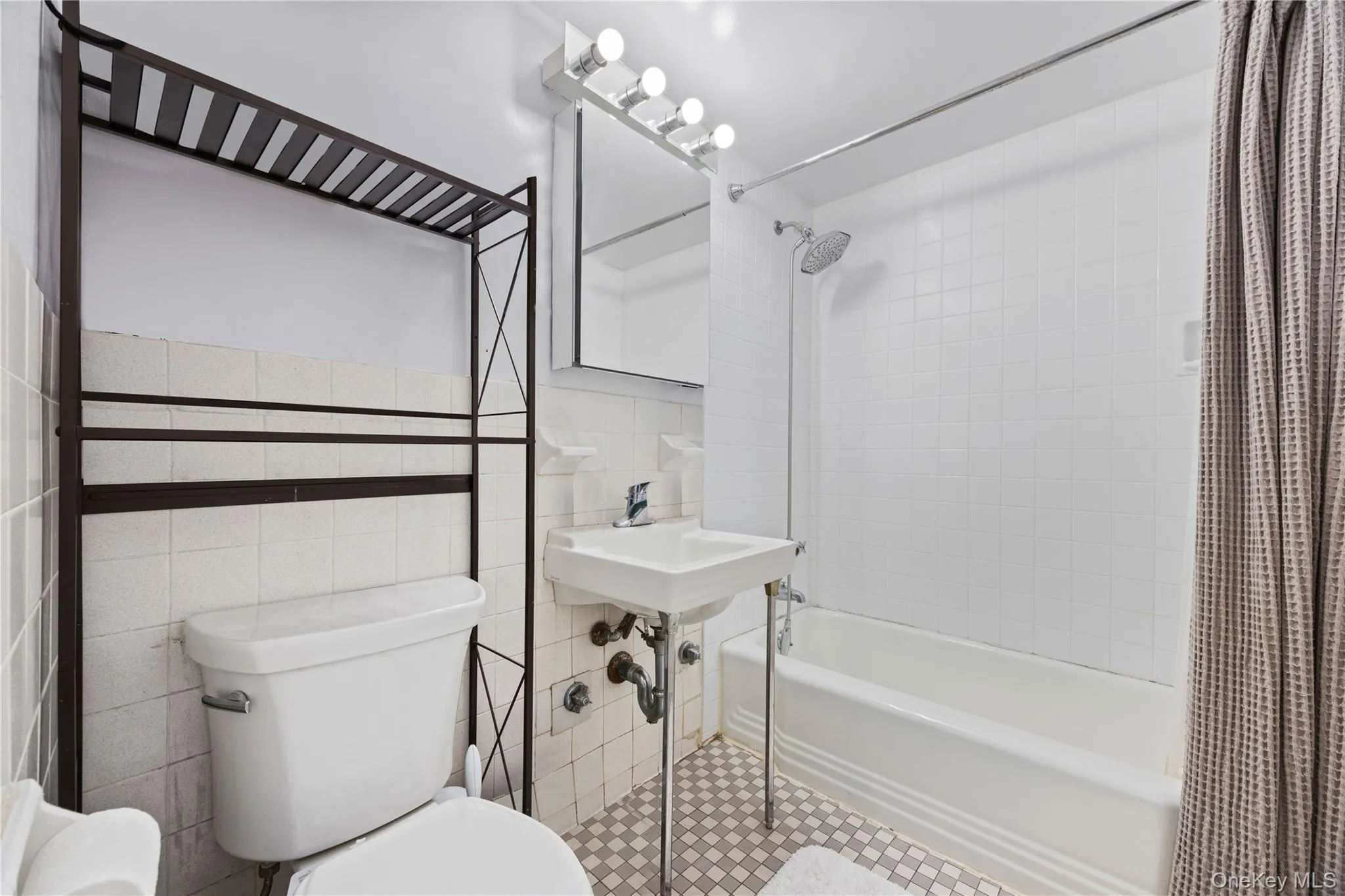 321 48th Street, New York, NY, 1 Bedroom Bedrooms, 5 Rooms Rooms,1 BathroomBathrooms,Residential,For Rent,48th,0,KEY978395 321 48th Street, New York, NY, 1 Bedroom Bedrooms, 5 Rooms Rooms,1 BathroomBathrooms,Residential,For Rent,48th,0,KEY978395