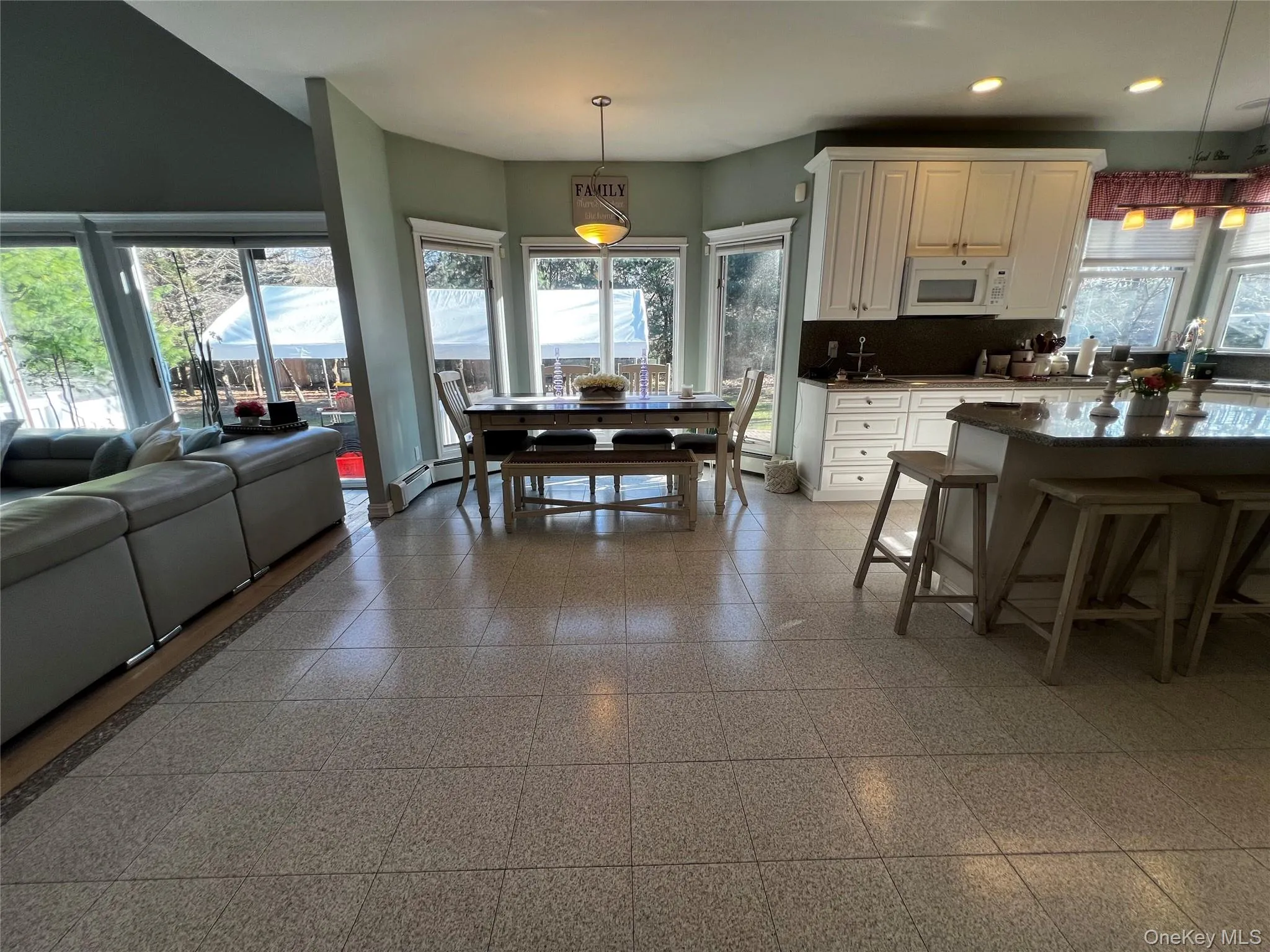 6 Kara Court, Brookhaven, NY, 5 Bedrooms Bedrooms, 10 Rooms Rooms,3 BathroomsBathrooms,Residential Lease,For Rent,Kara,0,978398 6 Kara Court, Brookhaven, NY, 5 Bedrooms Bedrooms, 10 Rooms Rooms,3 BathroomsBathrooms,Residential Lease,For Rent,Kara,0,978398