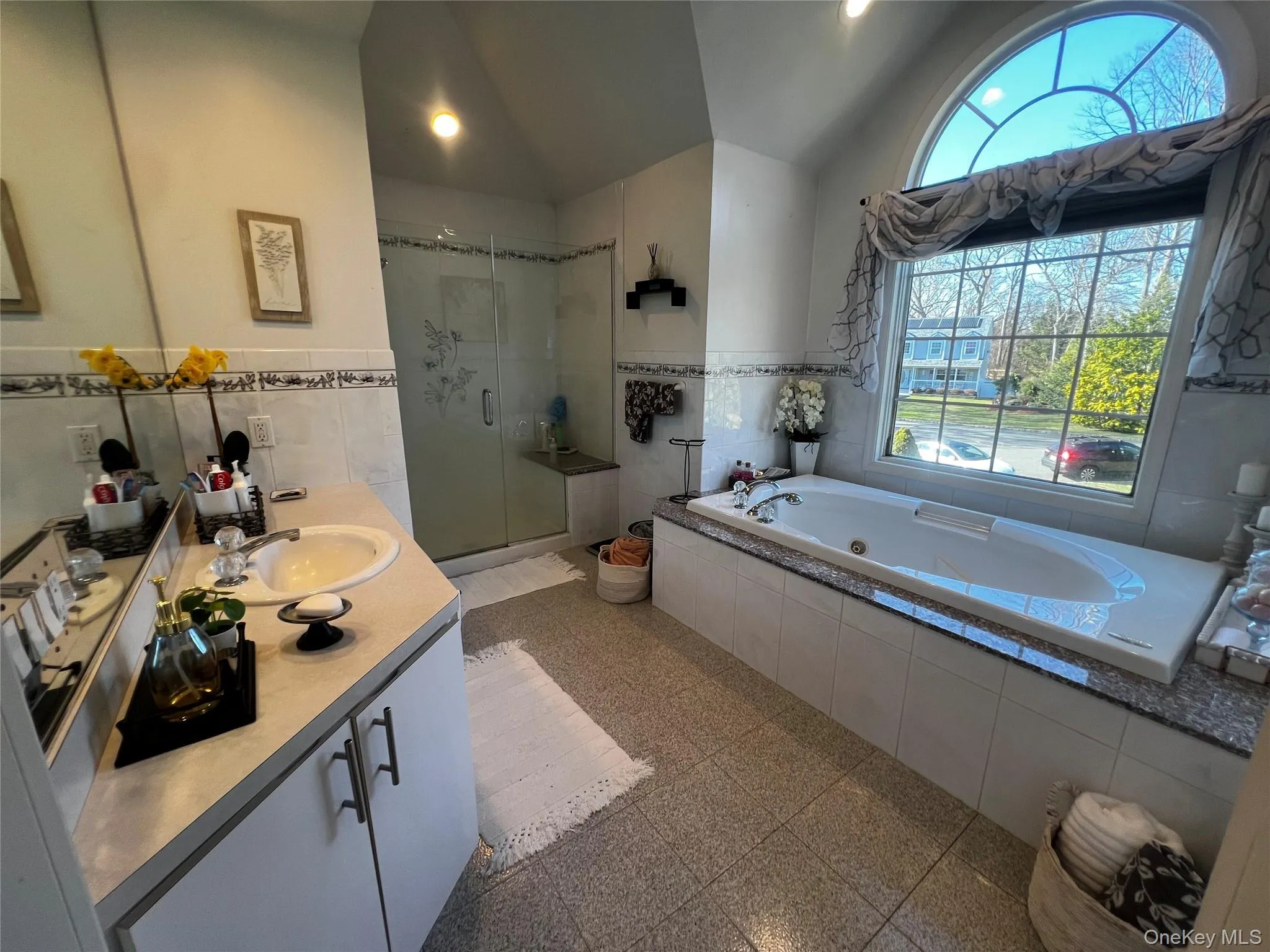 6 Kara Court, Brookhaven, NY, 5 Bedrooms Bedrooms, 10 Rooms Rooms,3 BathroomsBathrooms,Residential Lease,For Rent,Kara,0,978398 6 Kara Court, Brookhaven, NY, 5 Bedrooms Bedrooms, 10 Rooms Rooms,3 BathroomsBathrooms,Residential Lease,For Rent,Kara,0,978398